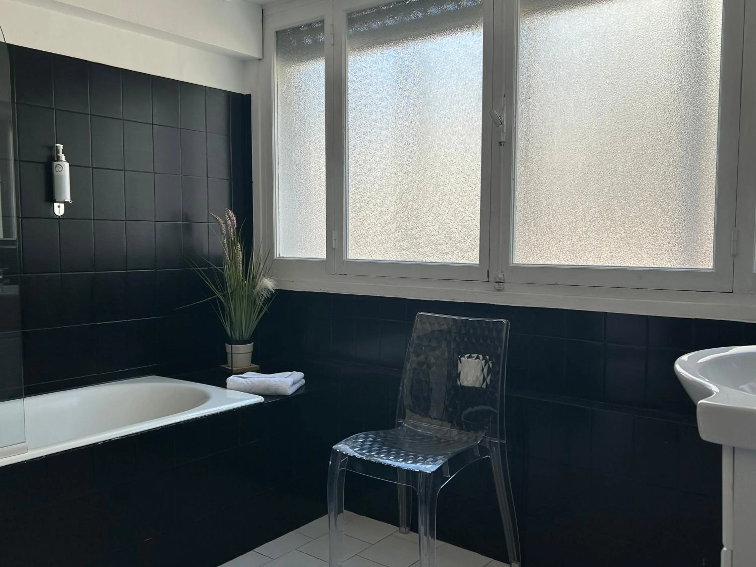 ATH hôtel Athénée