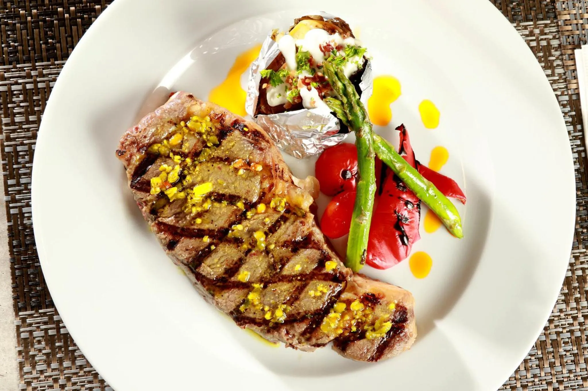 Restaurant/places to eat in Holiday Inn & Suites Monterrey Apodaca Zona Airport, an IHG hotel