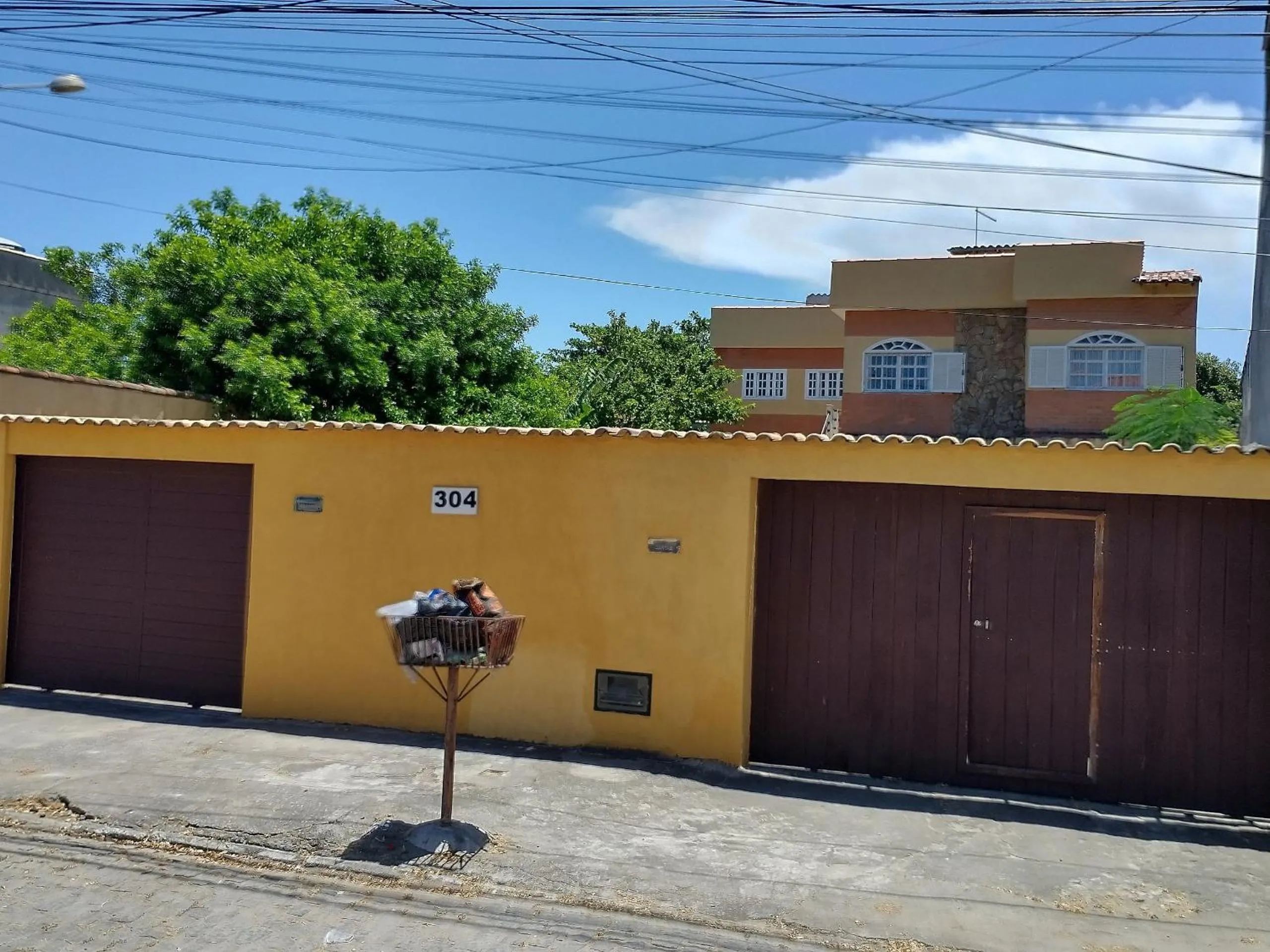 Facade/entrance in FAMILY- Conheça Cabo Frio e ARRAIAL e traga seu pet - Confira