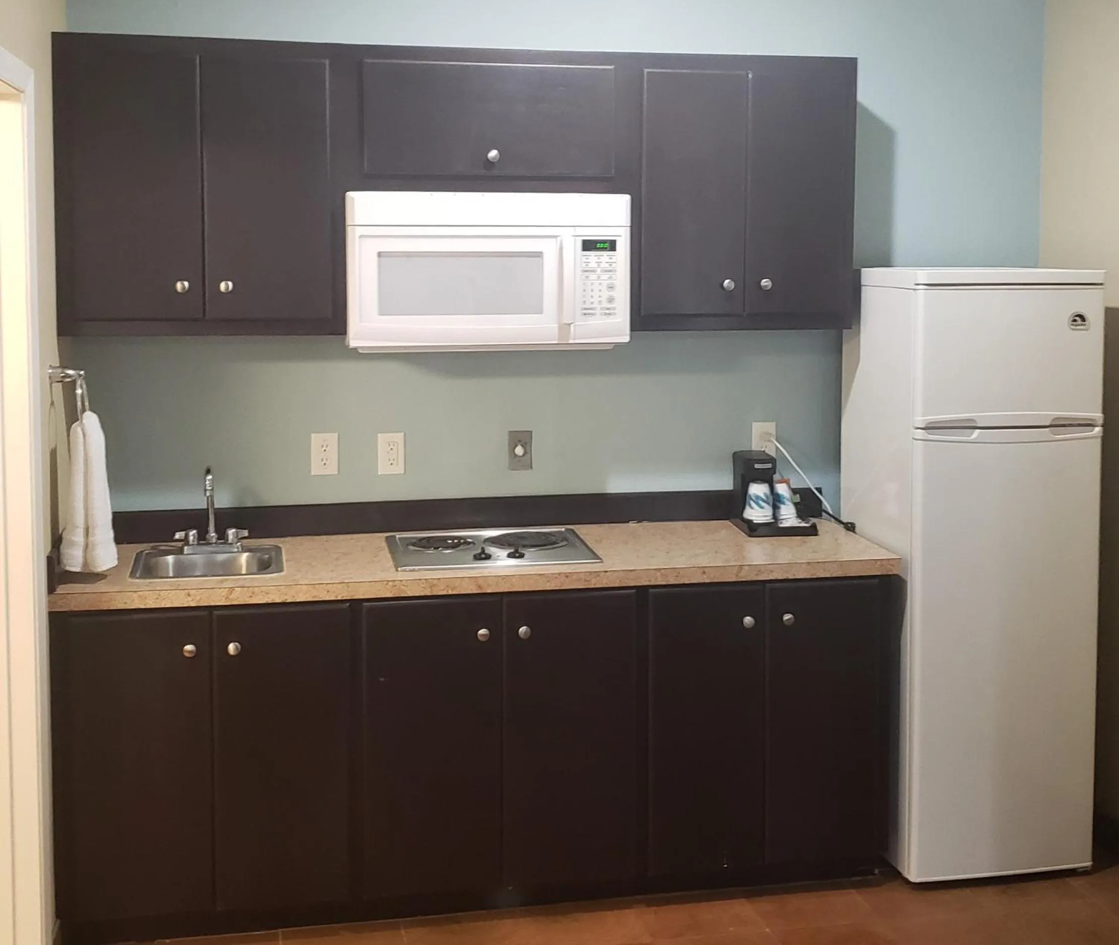 Coffee/tea facilities in Horizon Inn & Suites