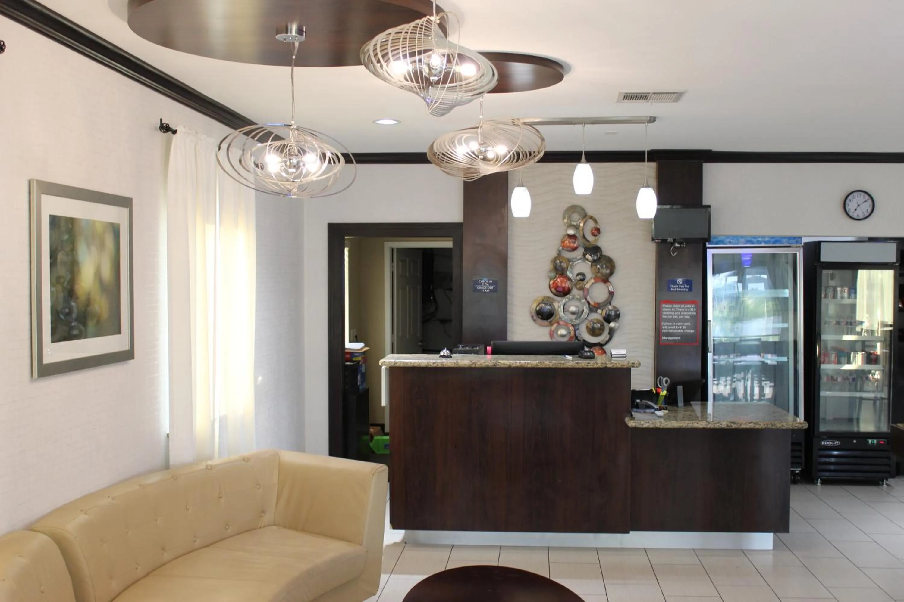 Lobby or reception in Horizon Inn & Suites