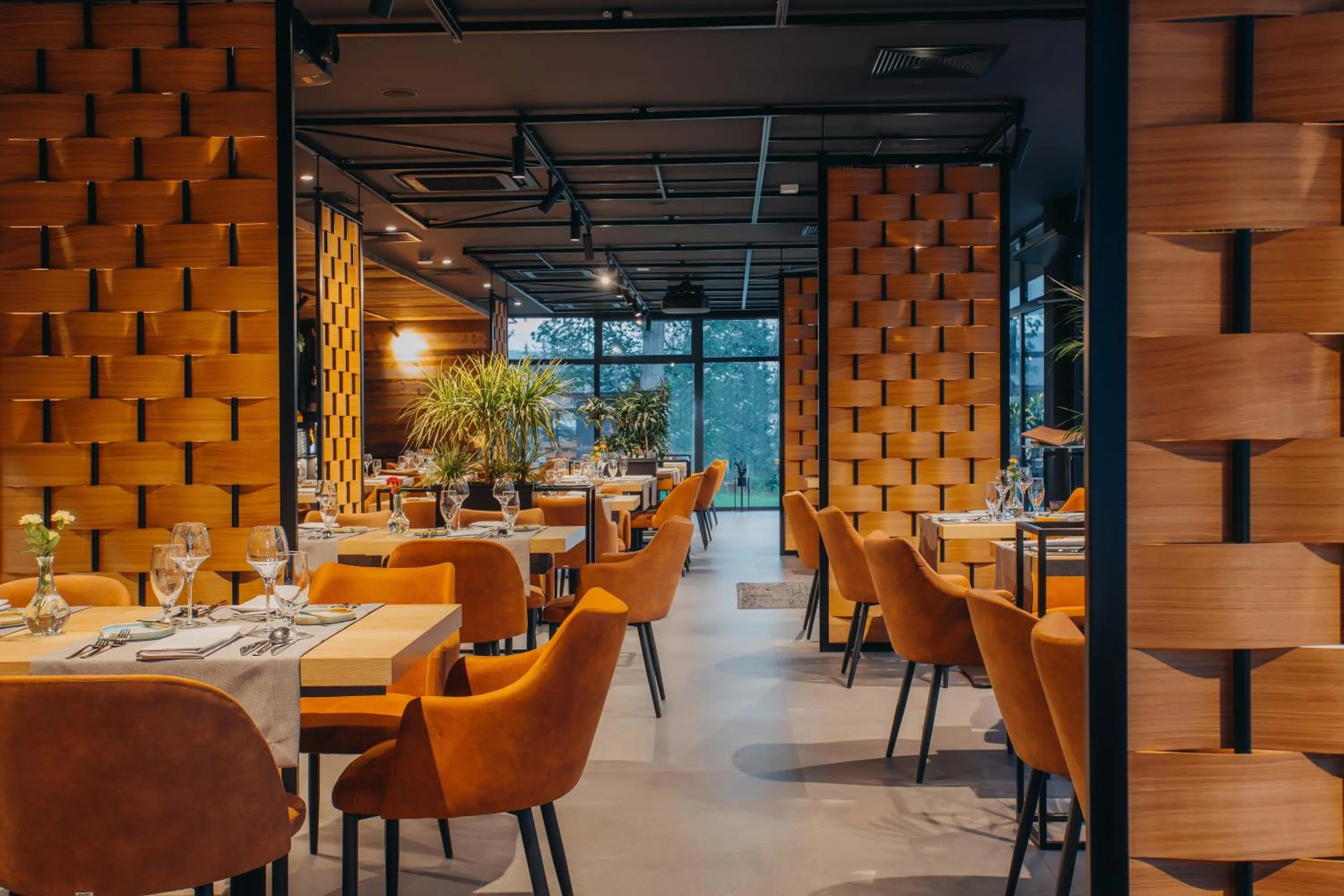 Restaurant/places to eat in Platinum Mountain Hotel&SPA