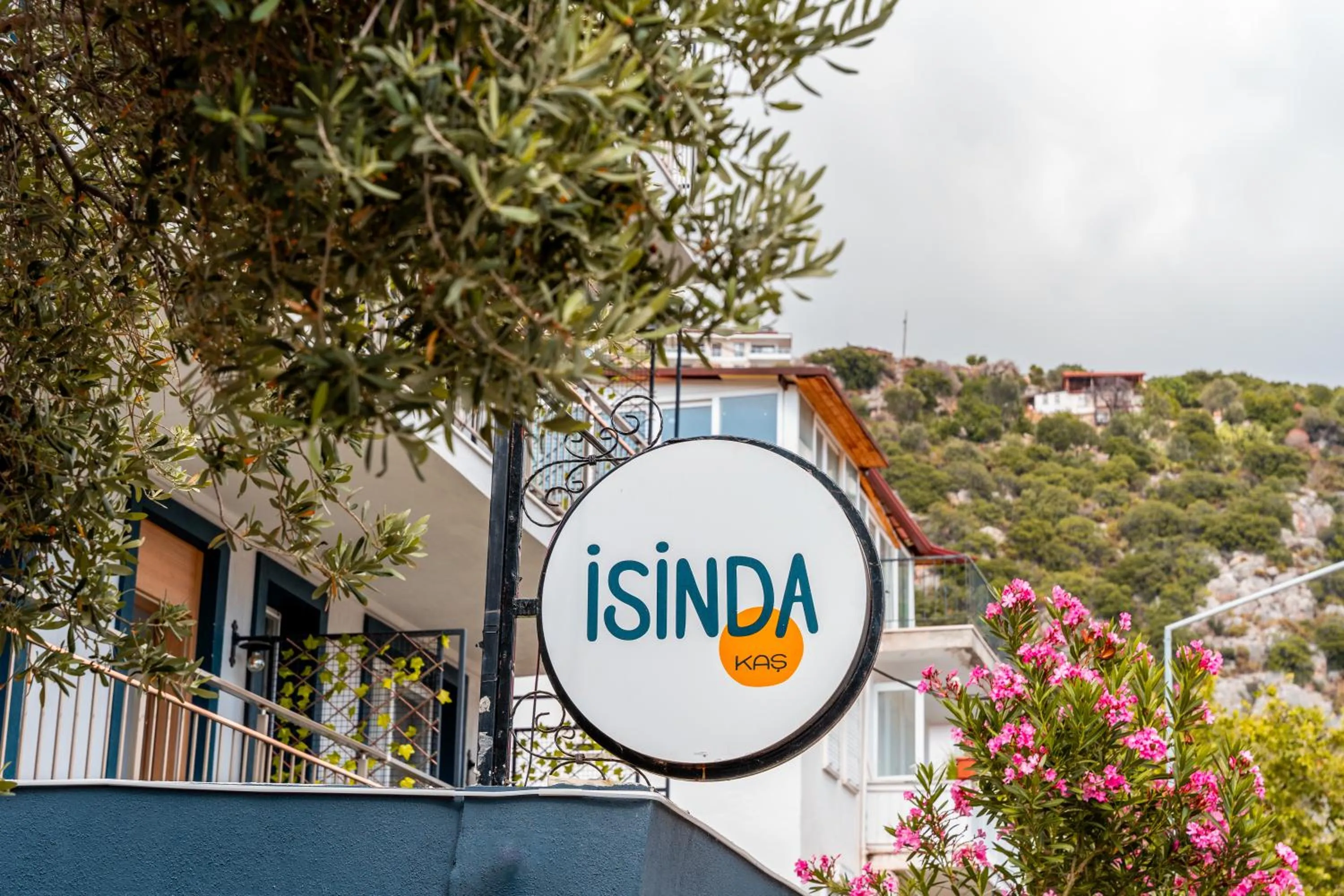 Property building in İsinda Pansiyon