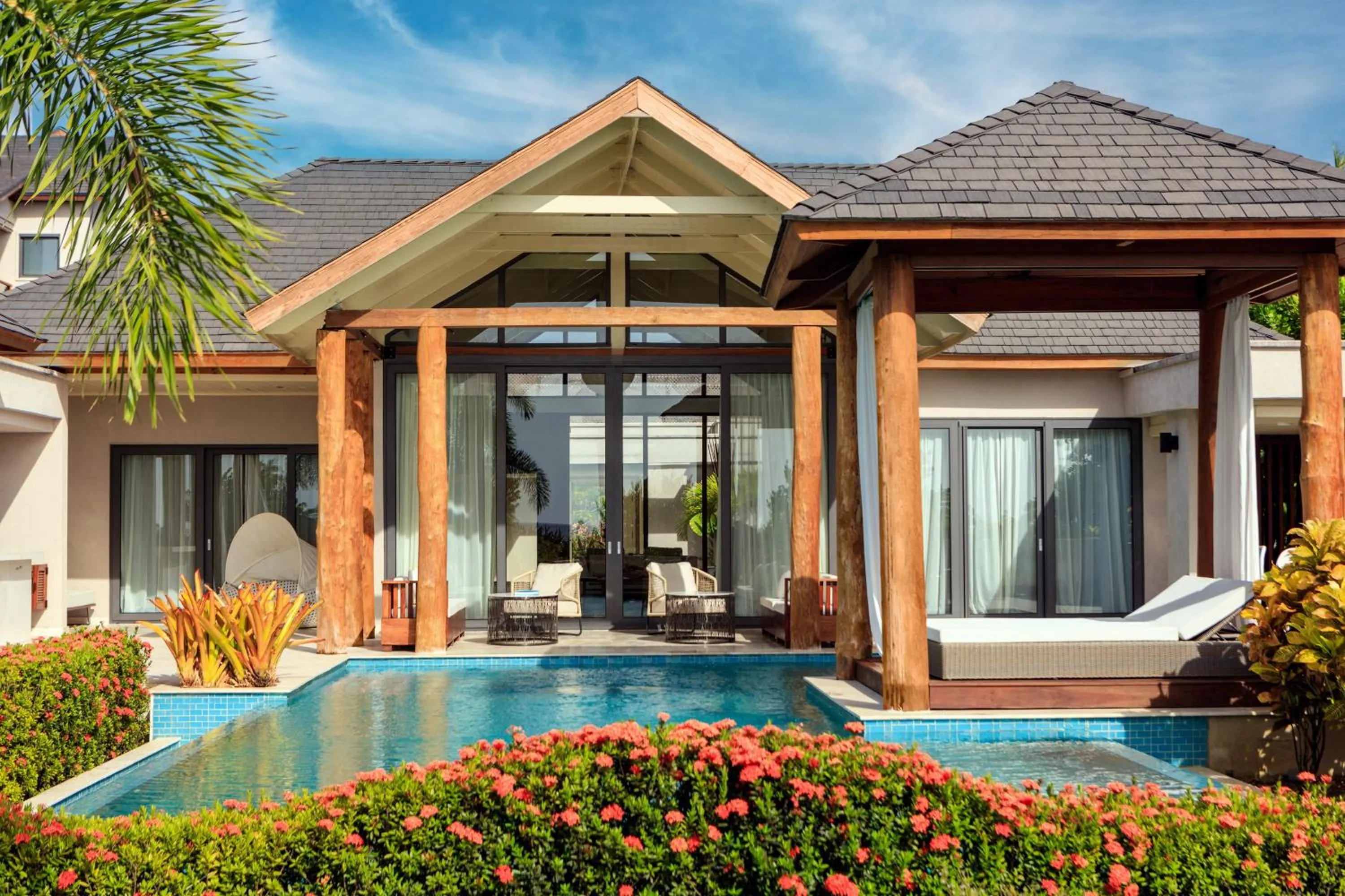 Photo of the whole room in InterContinental Dominica Cabrits Resort & Spa by IHG