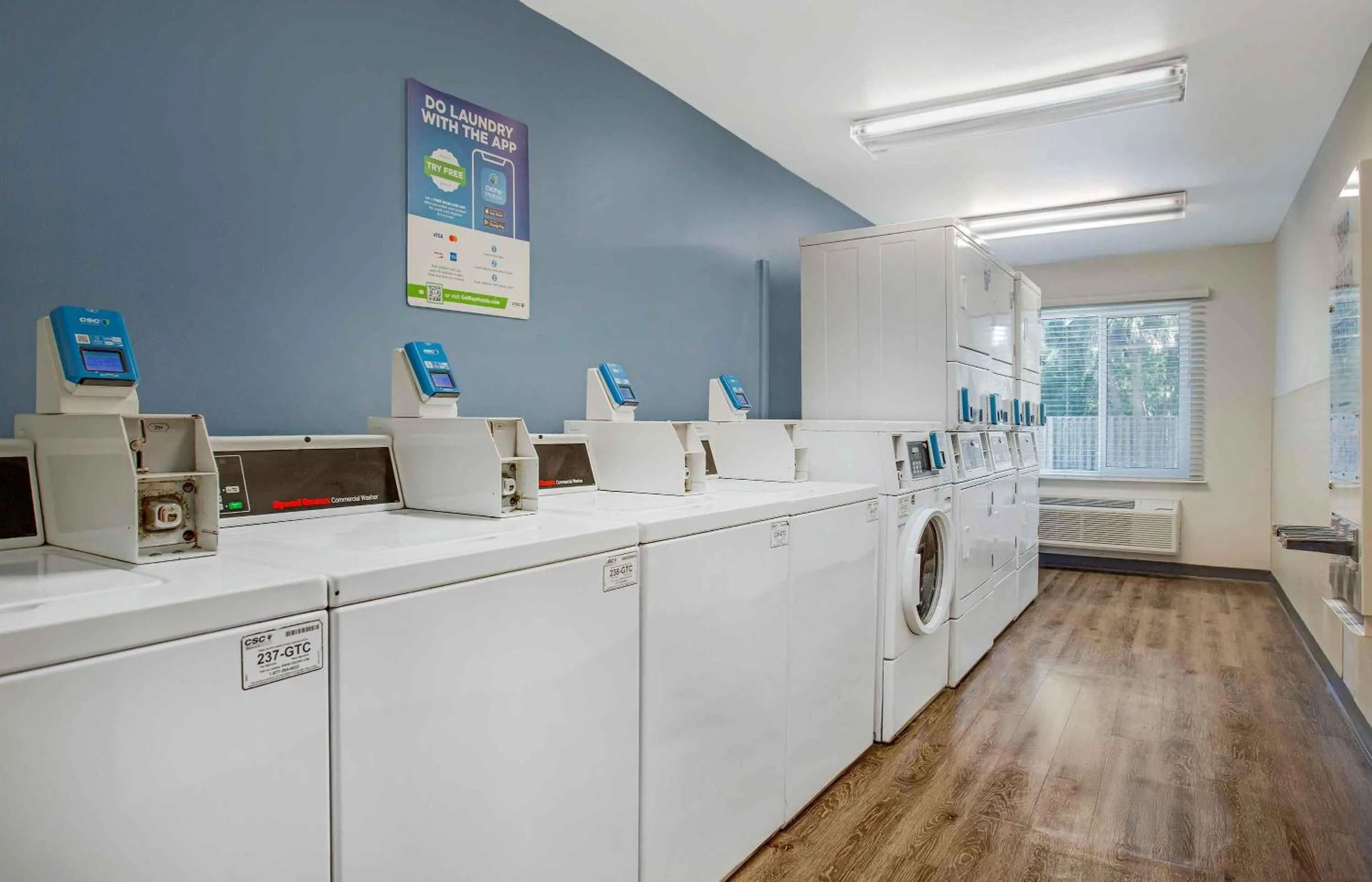 Property building in Extended Stay America Select Suites - Fort Myers - Northeast