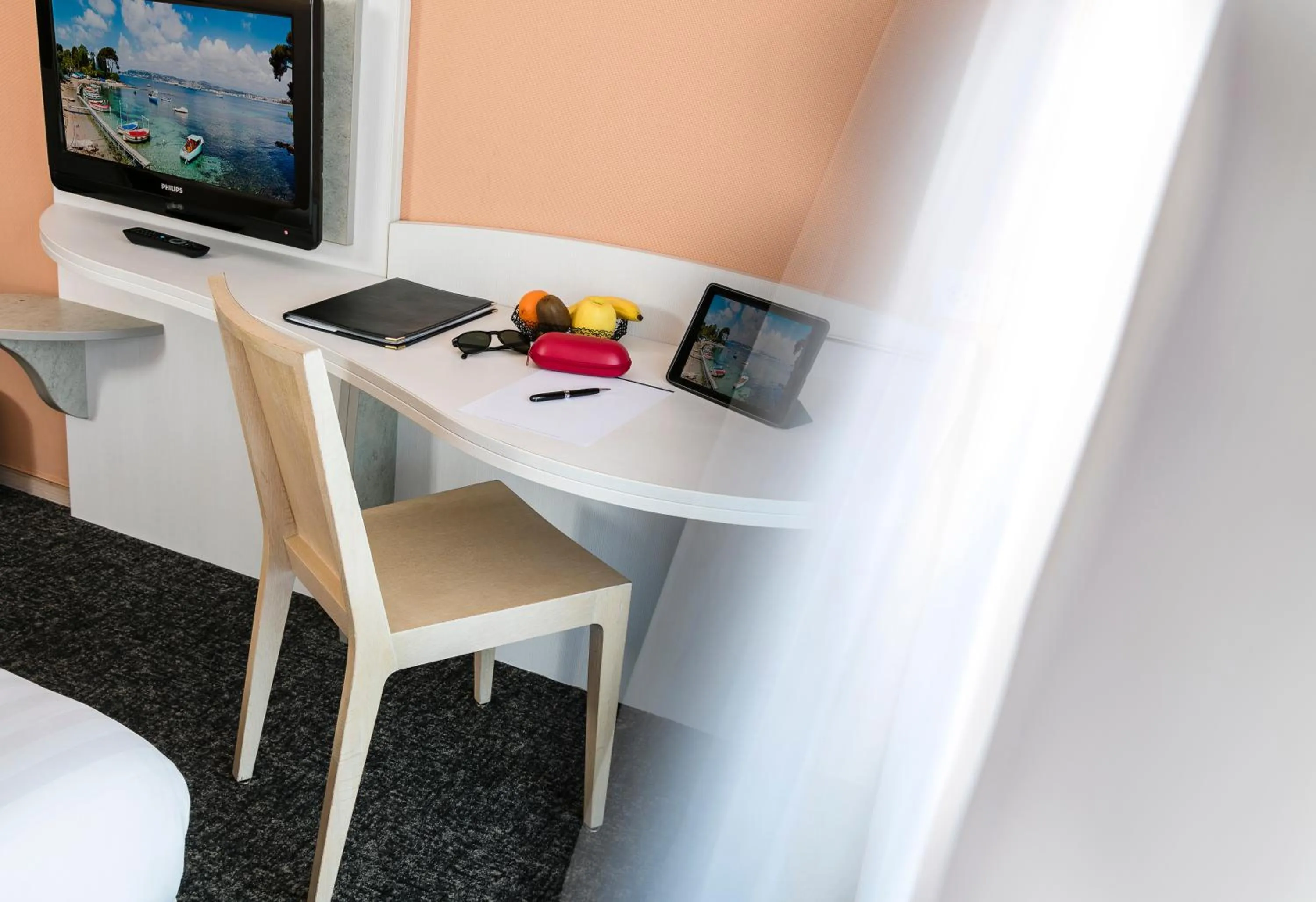 Decorative detail in Best Western Astoria