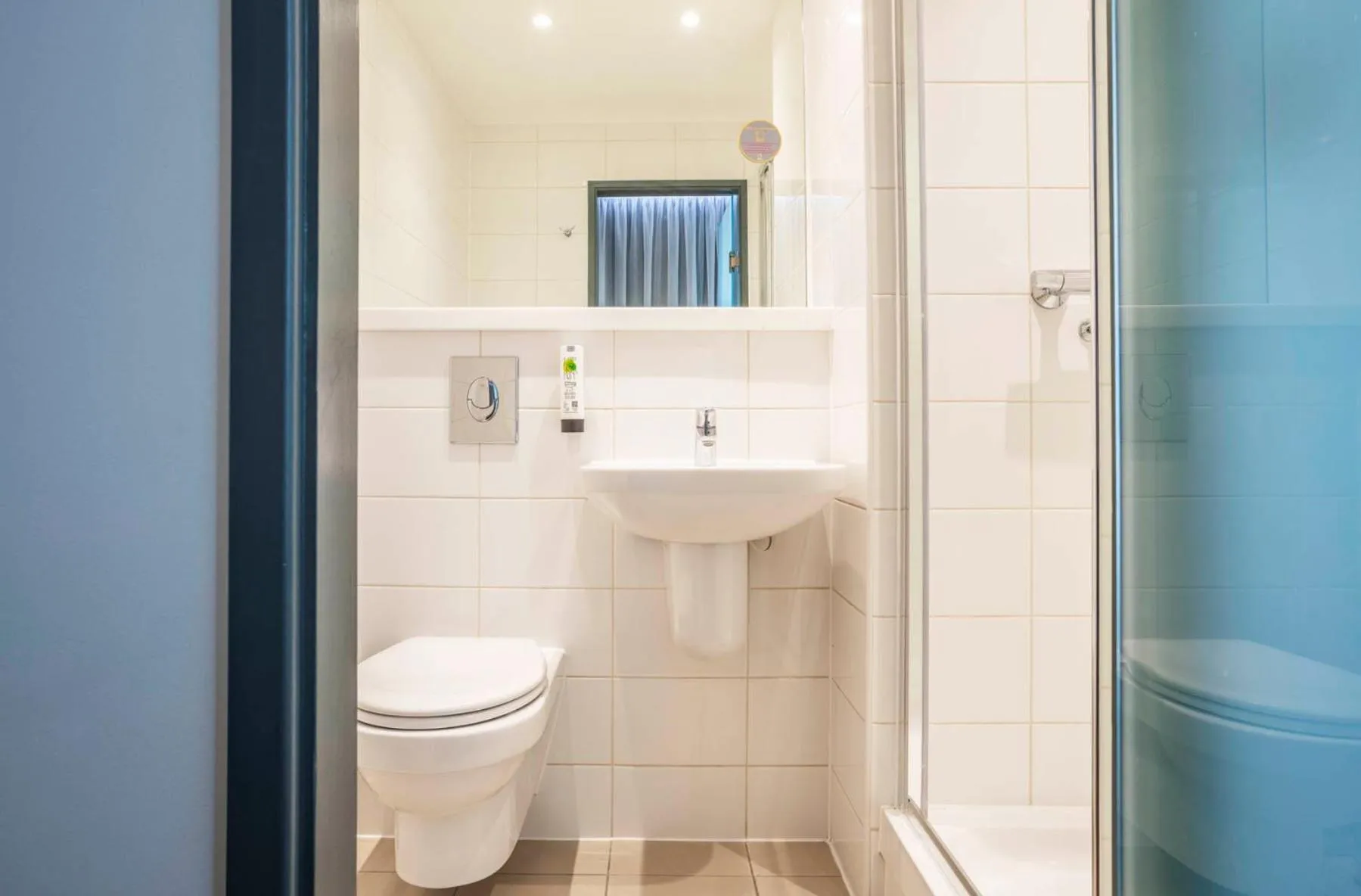 Toilet in Point A Hotel Edinburgh Haymarket