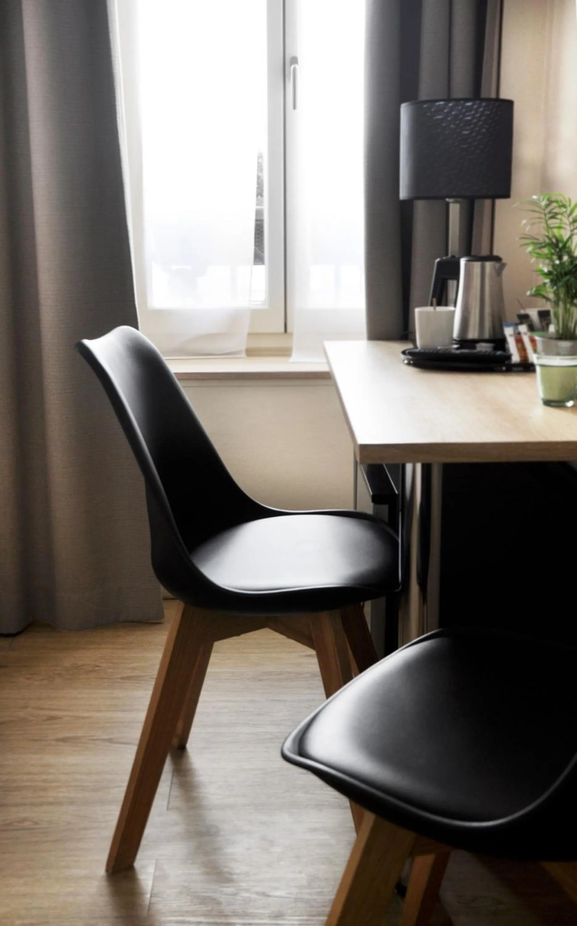 Decorative detail in Hotel France Albion