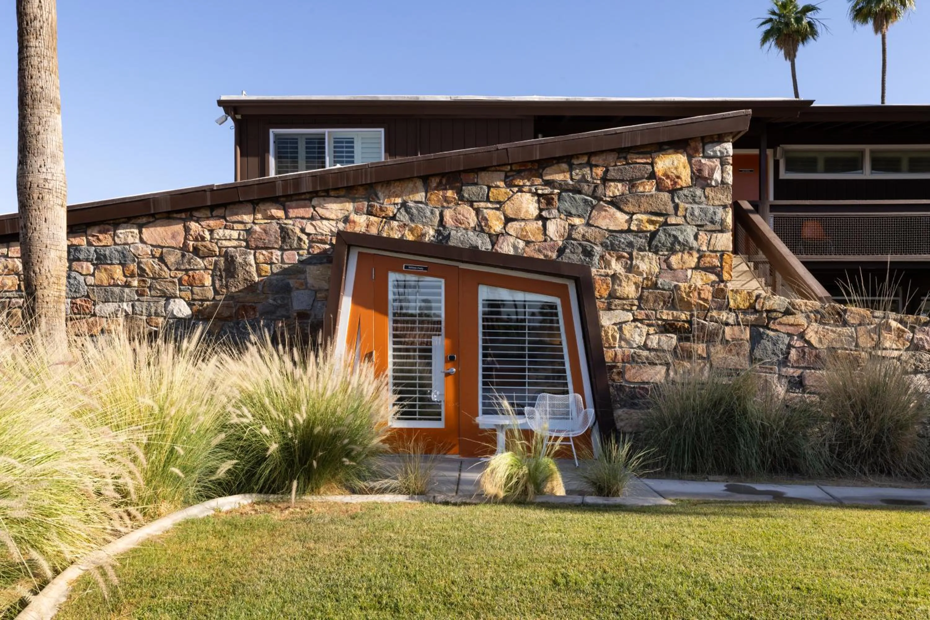 Property building in Del Marcos Hotel