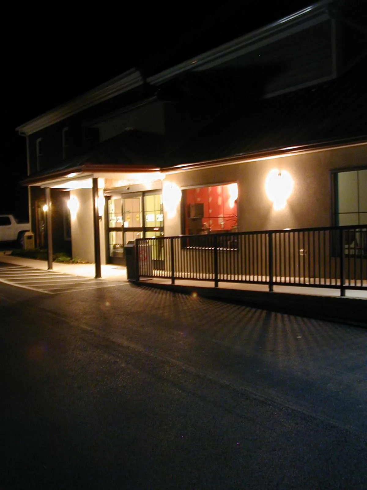 Facade/entrance in Hotel Dushore