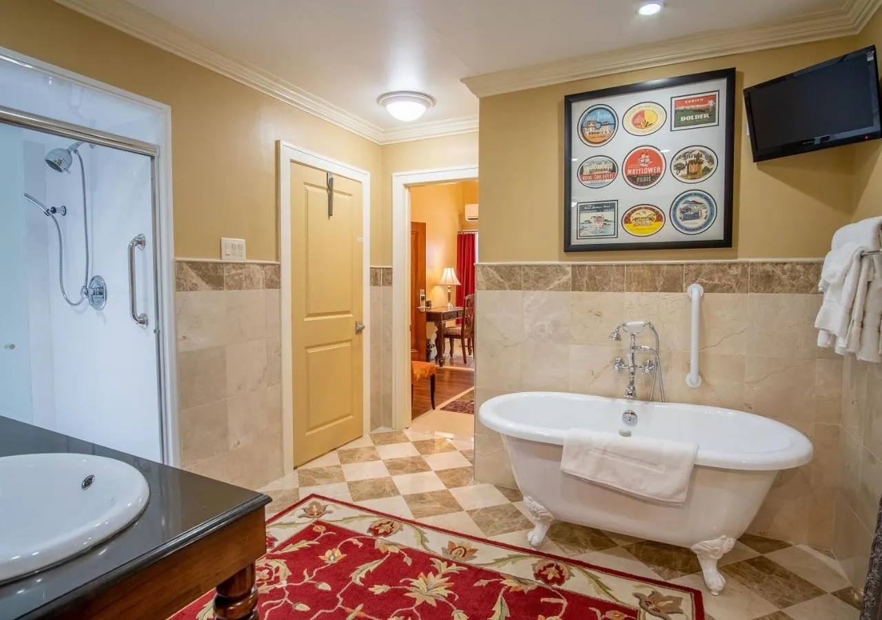 Bathroom in Hotel Dushore