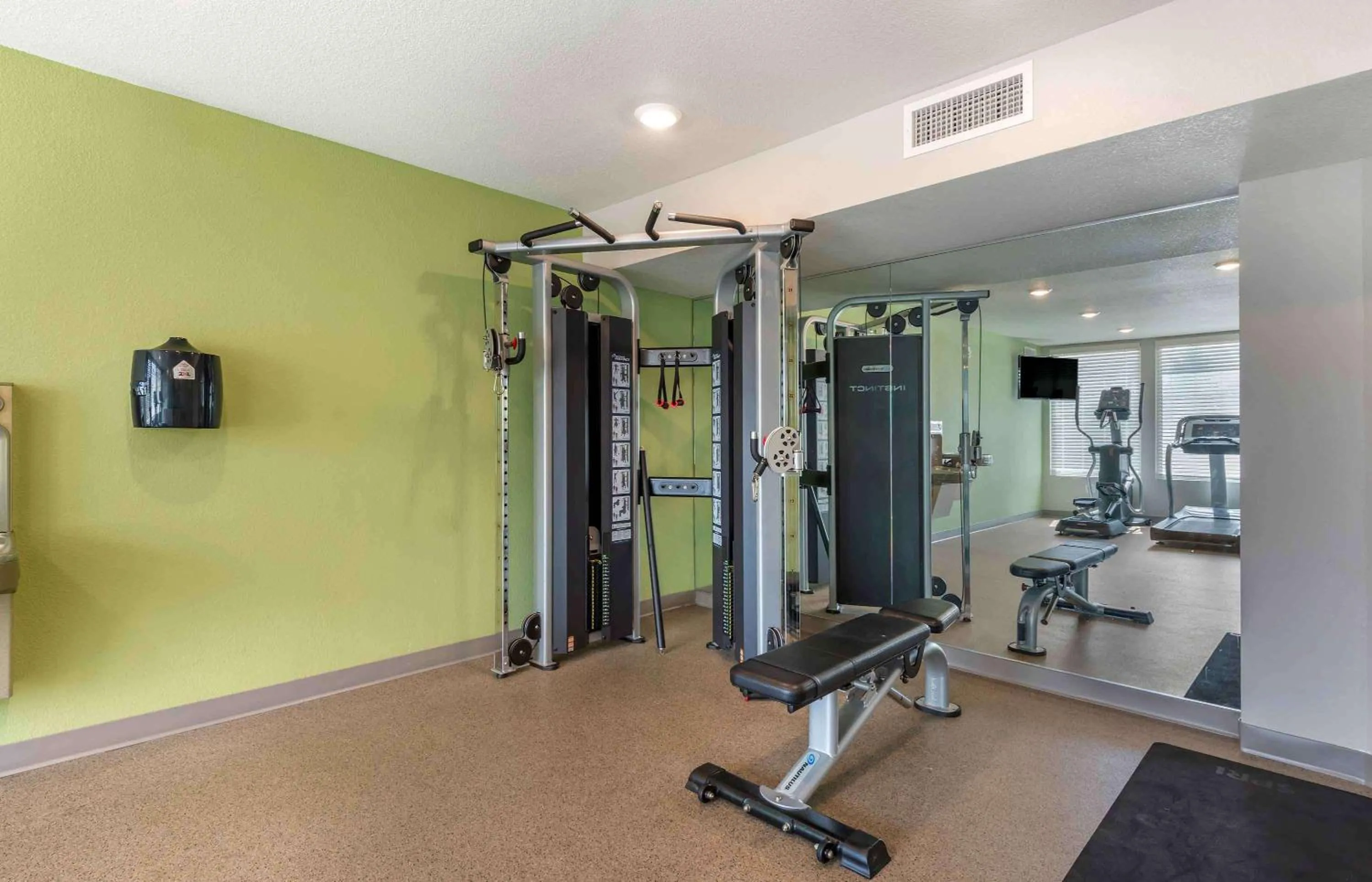 Fitness centre/facilities in Extended Stay America Suites - St Paul - Woodbury