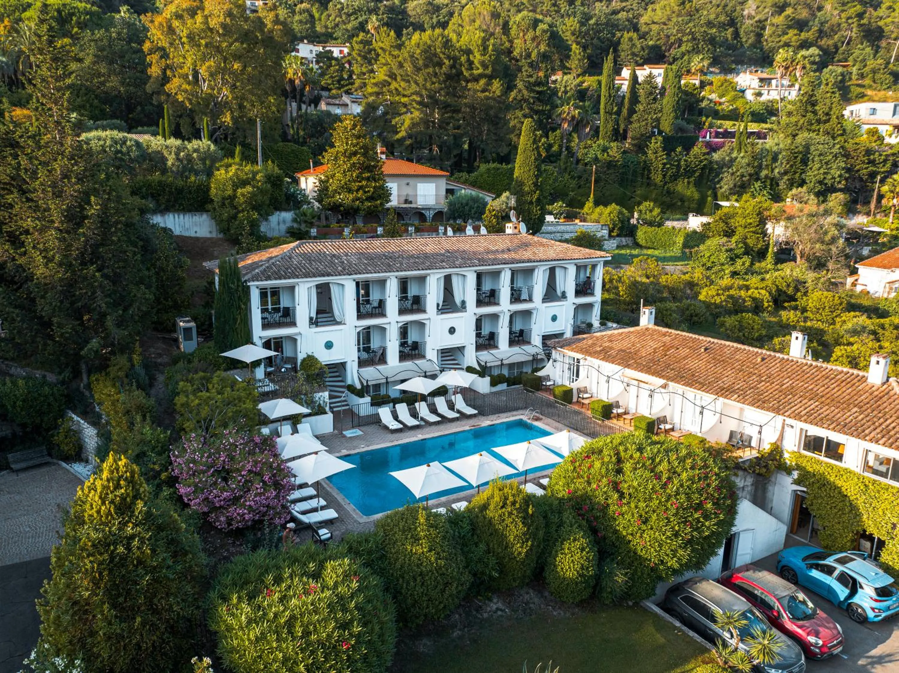 Property building in Les Vergers de Saint Paul