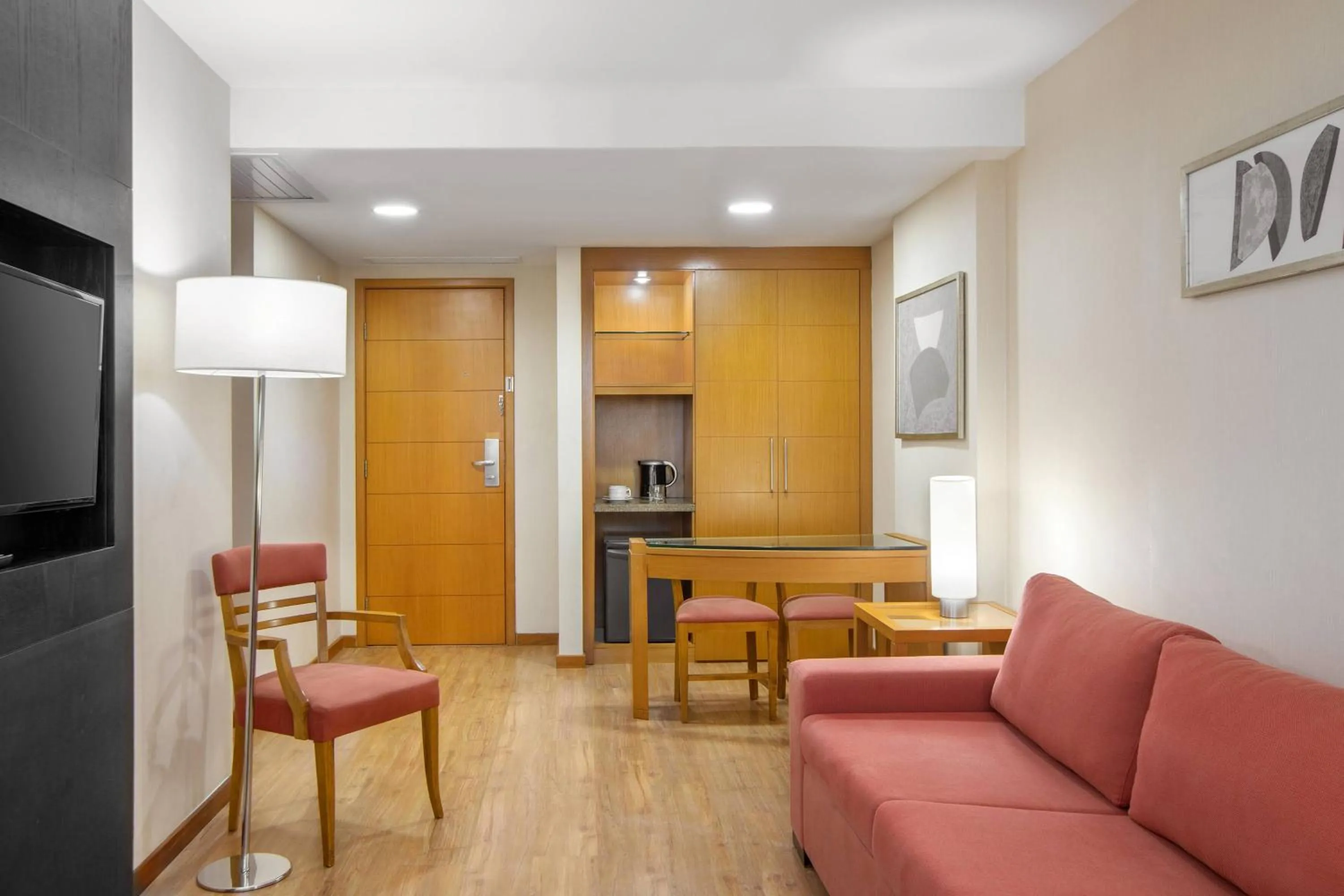 Property building in Hotel Brasil 21 Suites Affiliated by Meliá