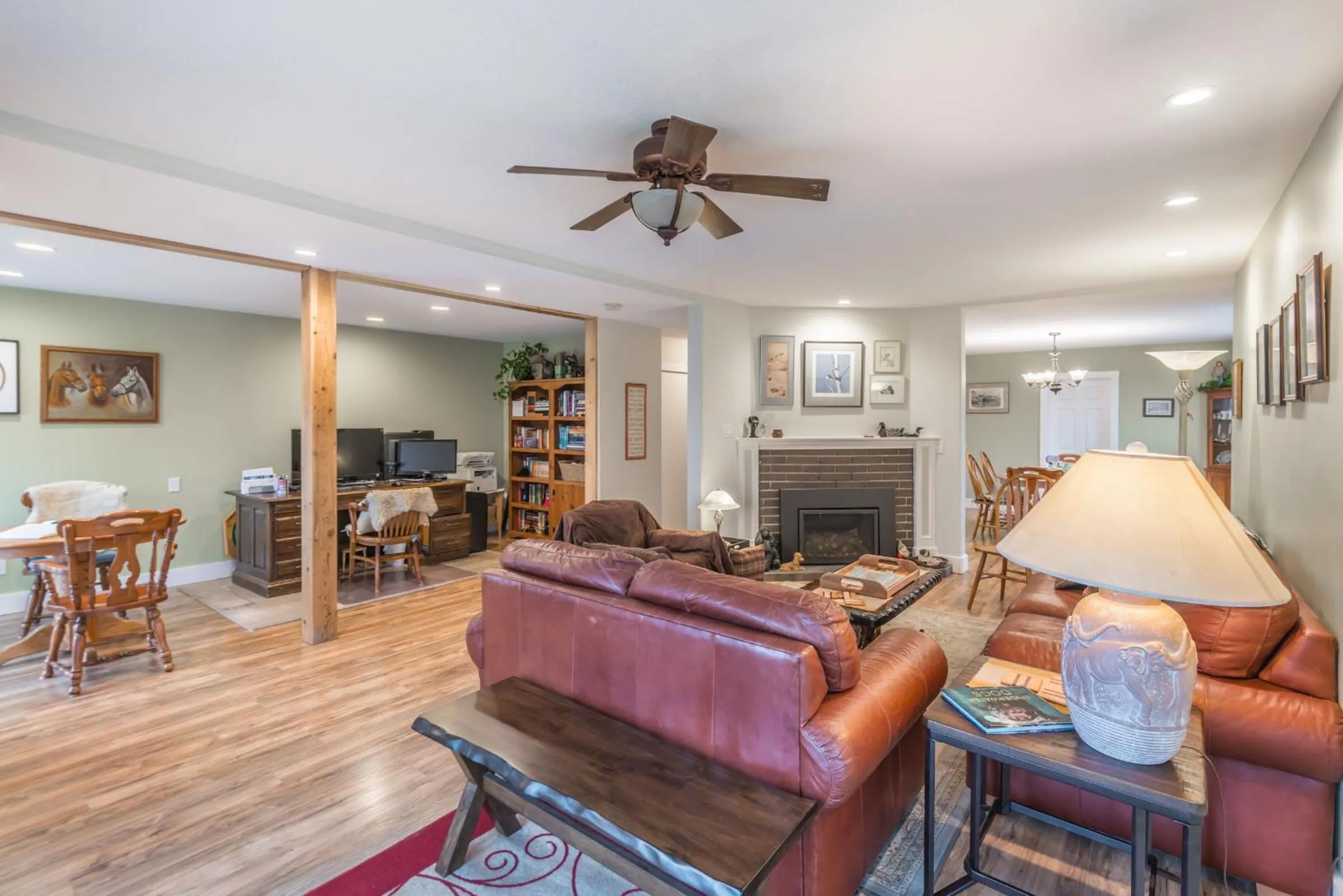 Living room in Outdoor Lovers