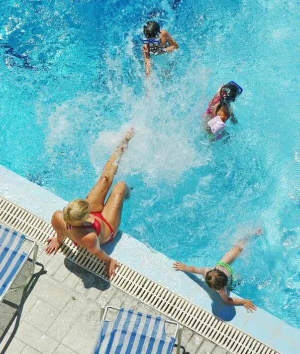 Swimming pool in Econa Residence