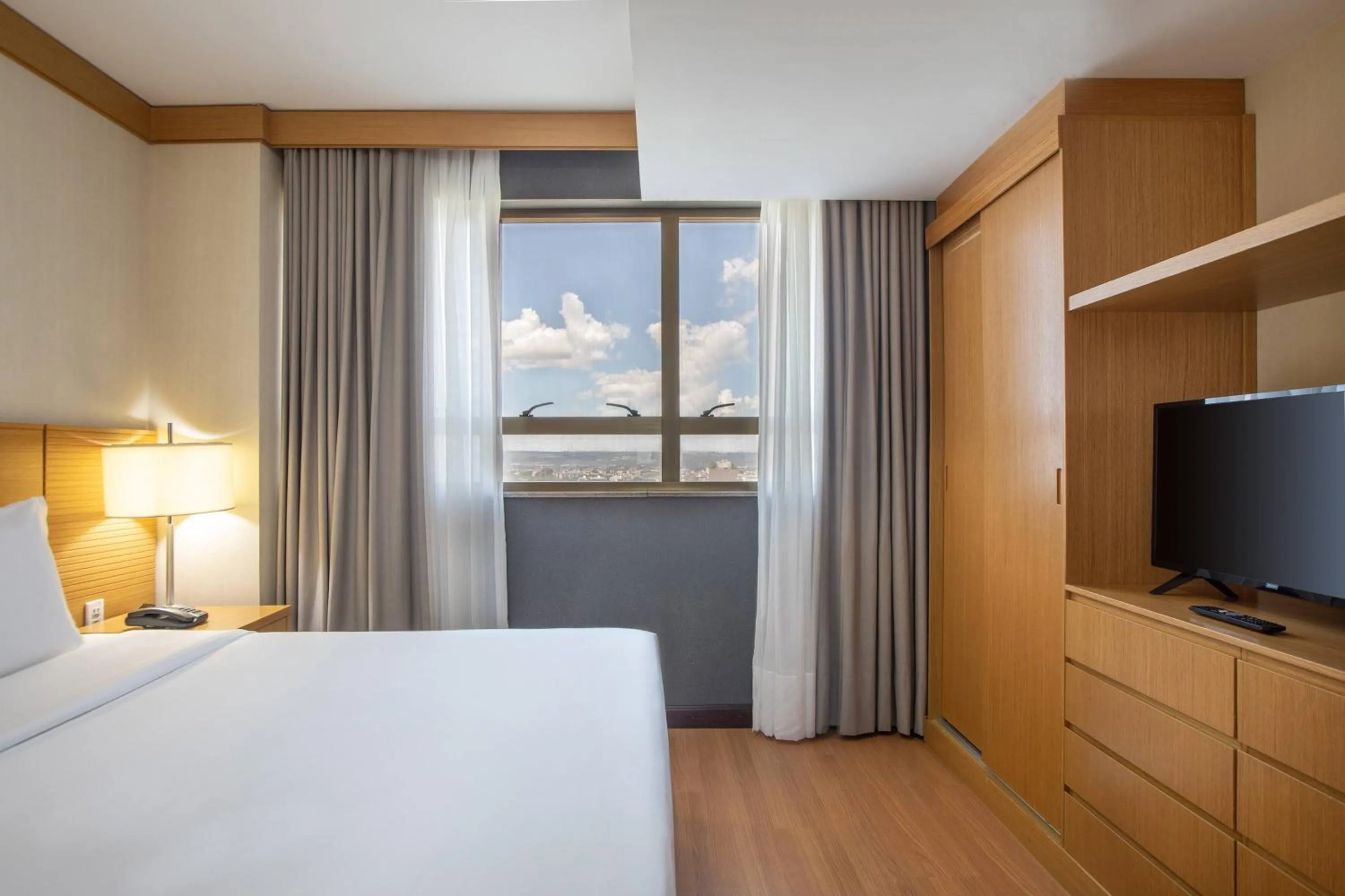 Property building, Bed in Hotel Brasil 21 Convention Affiliated by Meliá