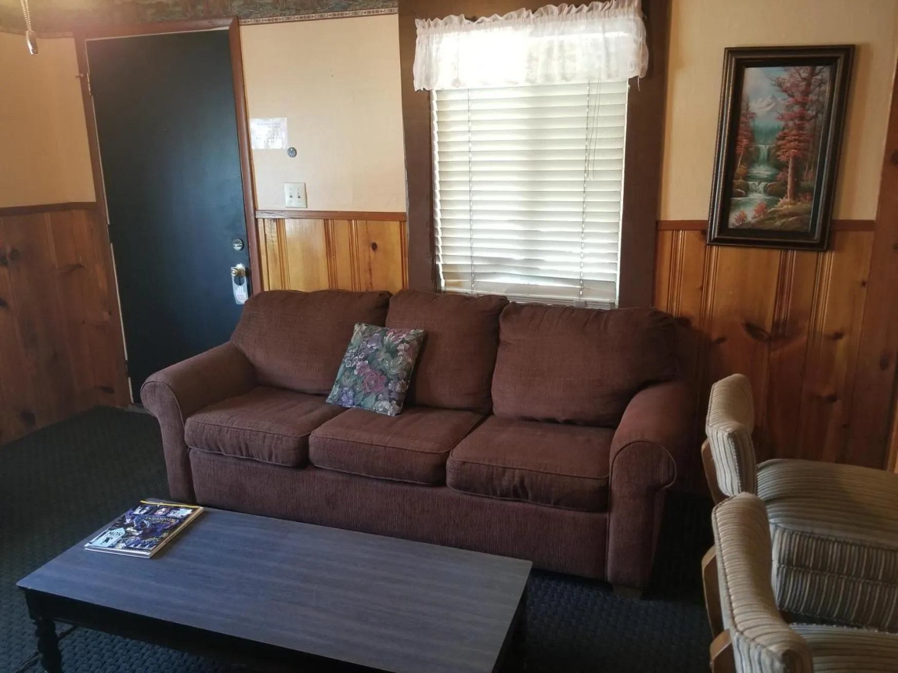 Living room in Timberline Lodge