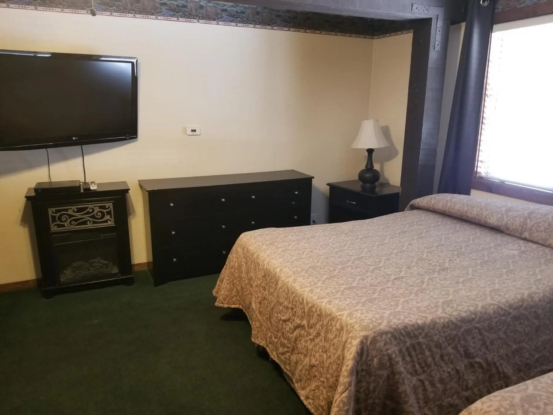 Bed in Timberline Lodge