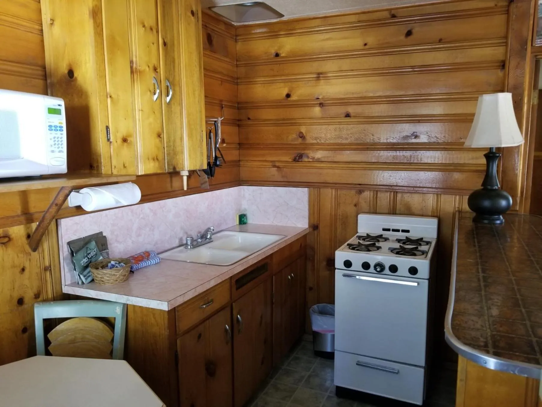 Kitchen or kitchenette in Timberline Lodge