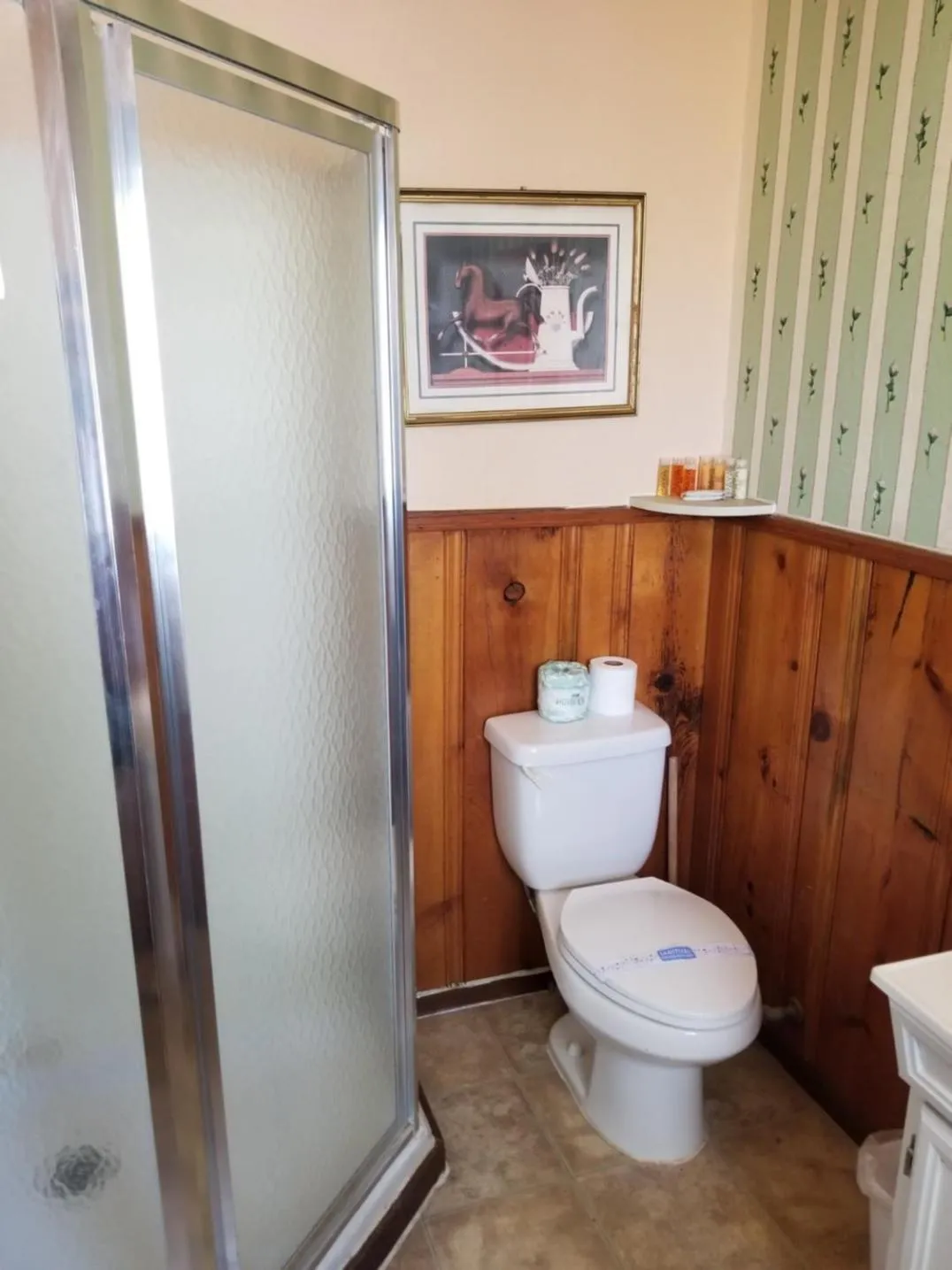 Shower in Timberline Lodge