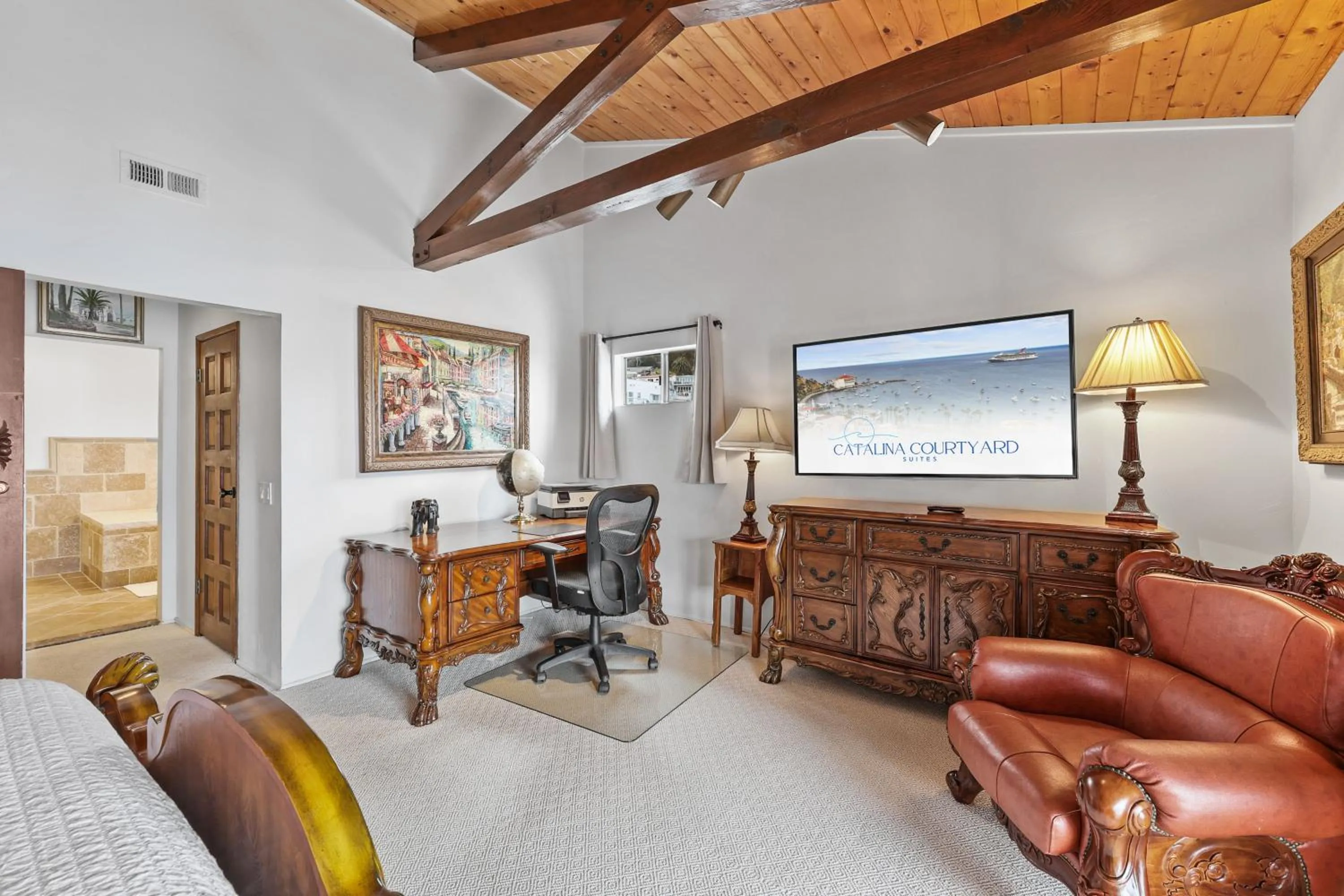 Bedroom in Catalina Courtyard Suites