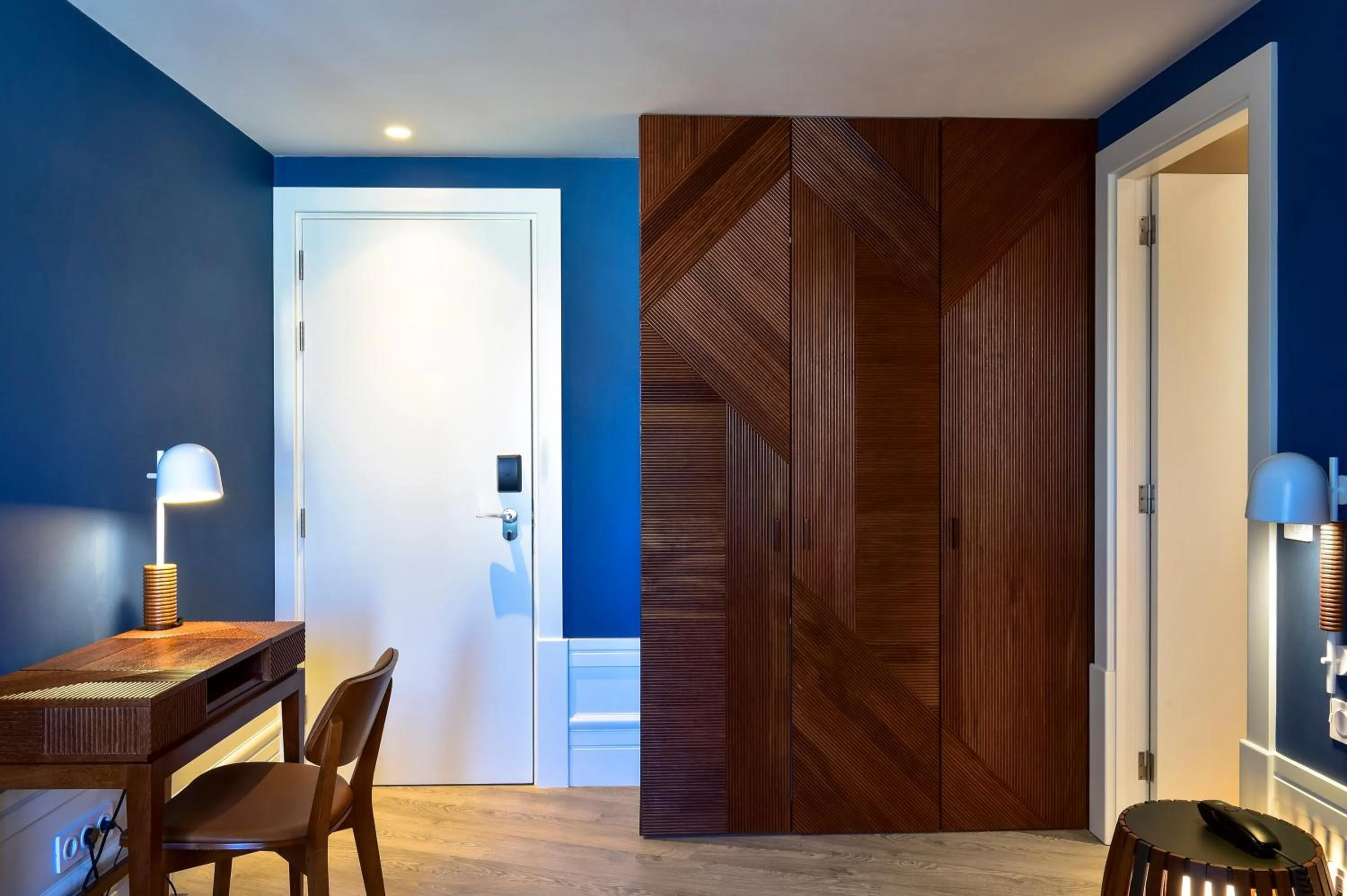 Seating area in My Story Hotel Figueira