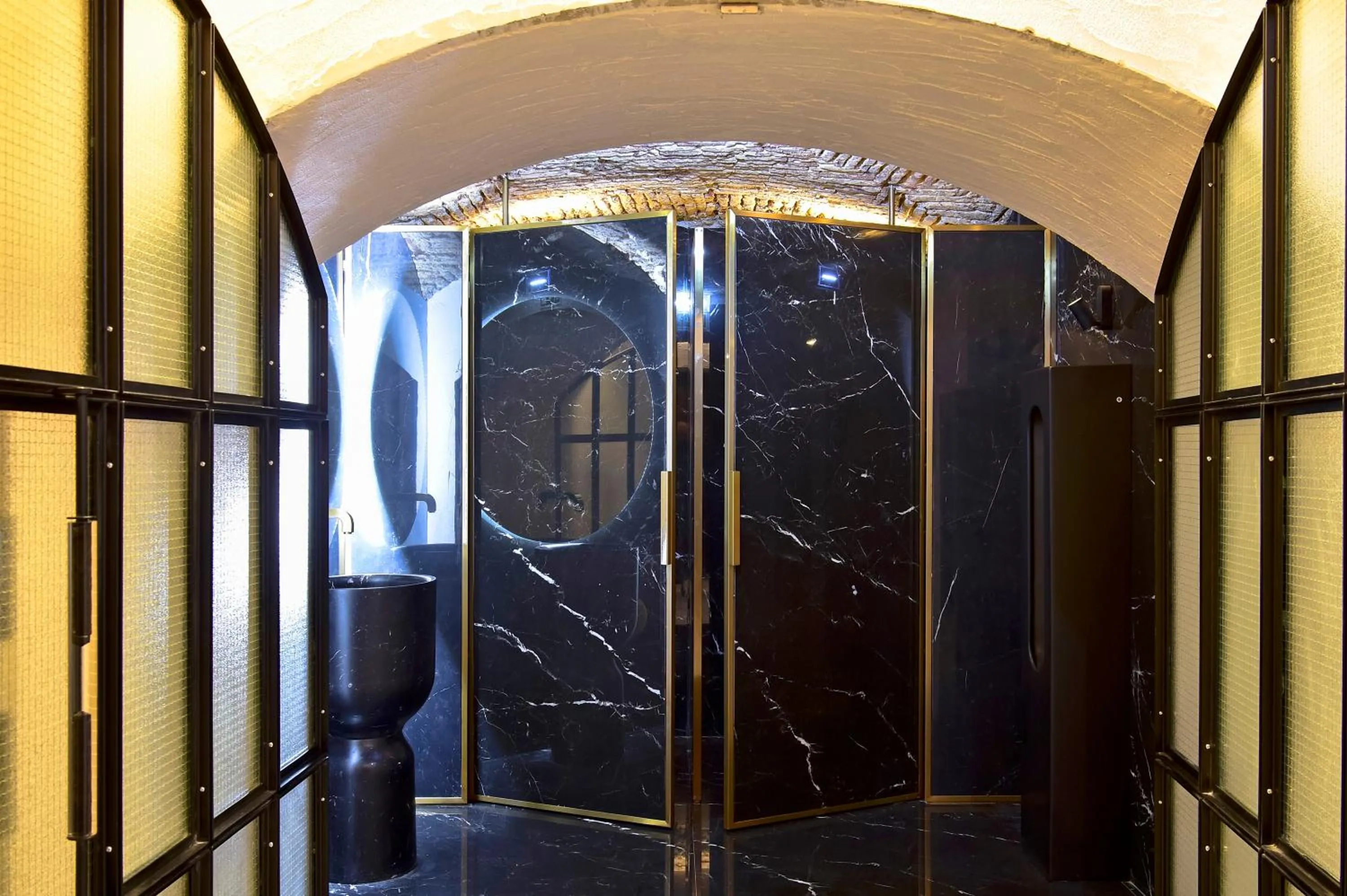 Bathroom in My Story Hotel Figueira