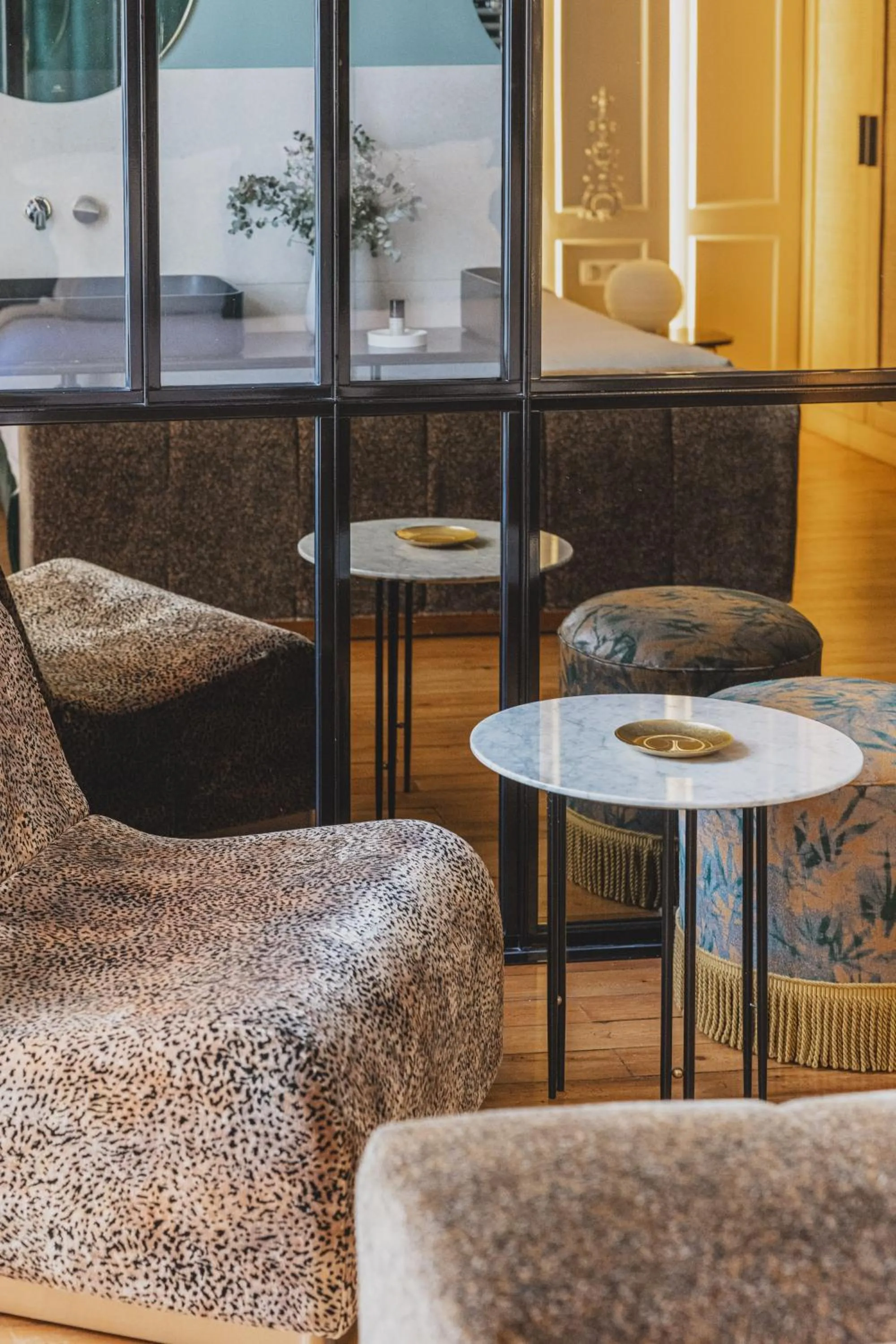 Living room in Hôtel Singulier Bordeaux - Boutique Hôtel & Spa Anne Semonin