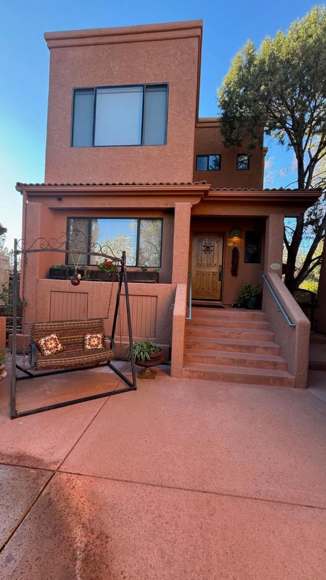 Facade/entrance in Casa Sedona Inn