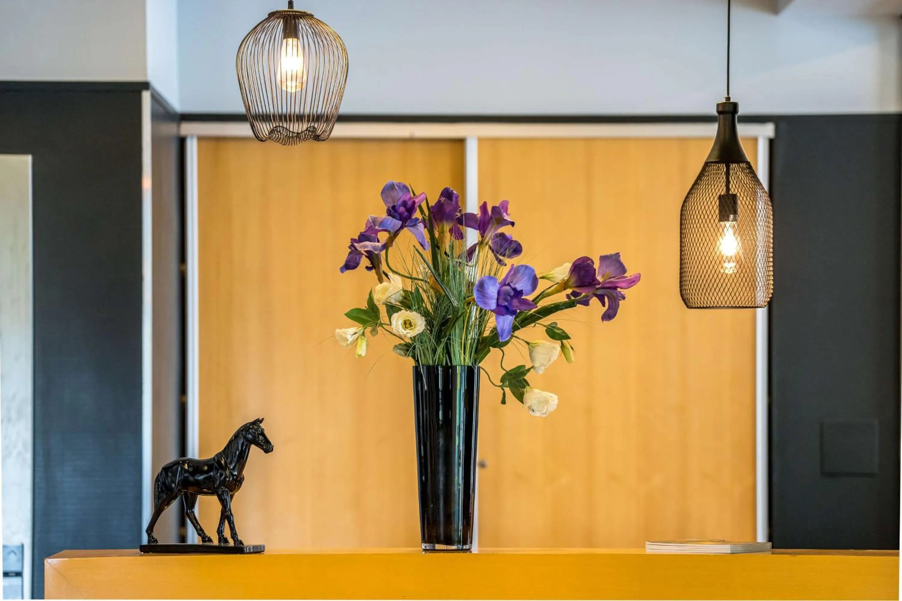 Lobby or reception in Best Western Adagio Saumur