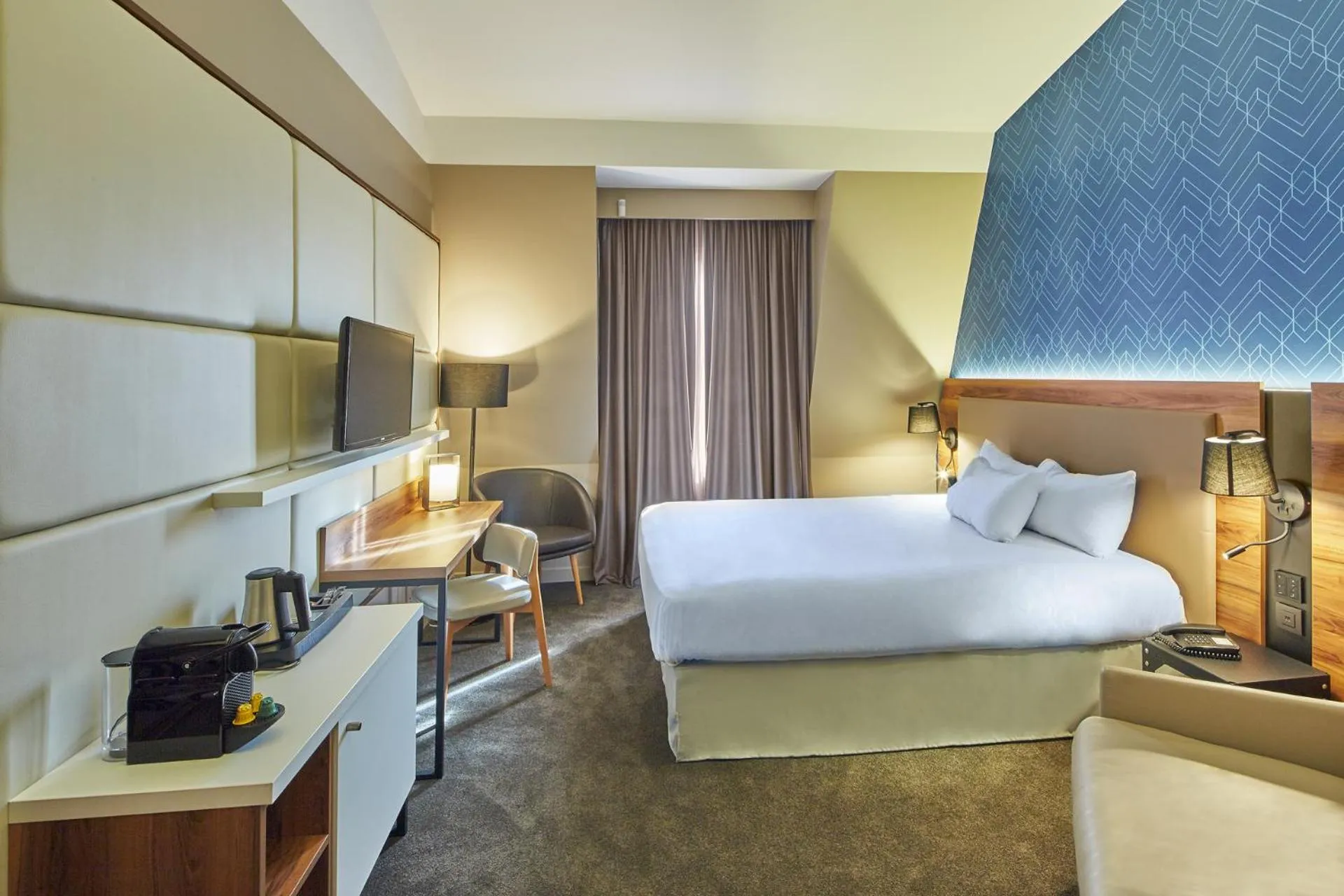 Bed in L'Elysée Val d'Europe