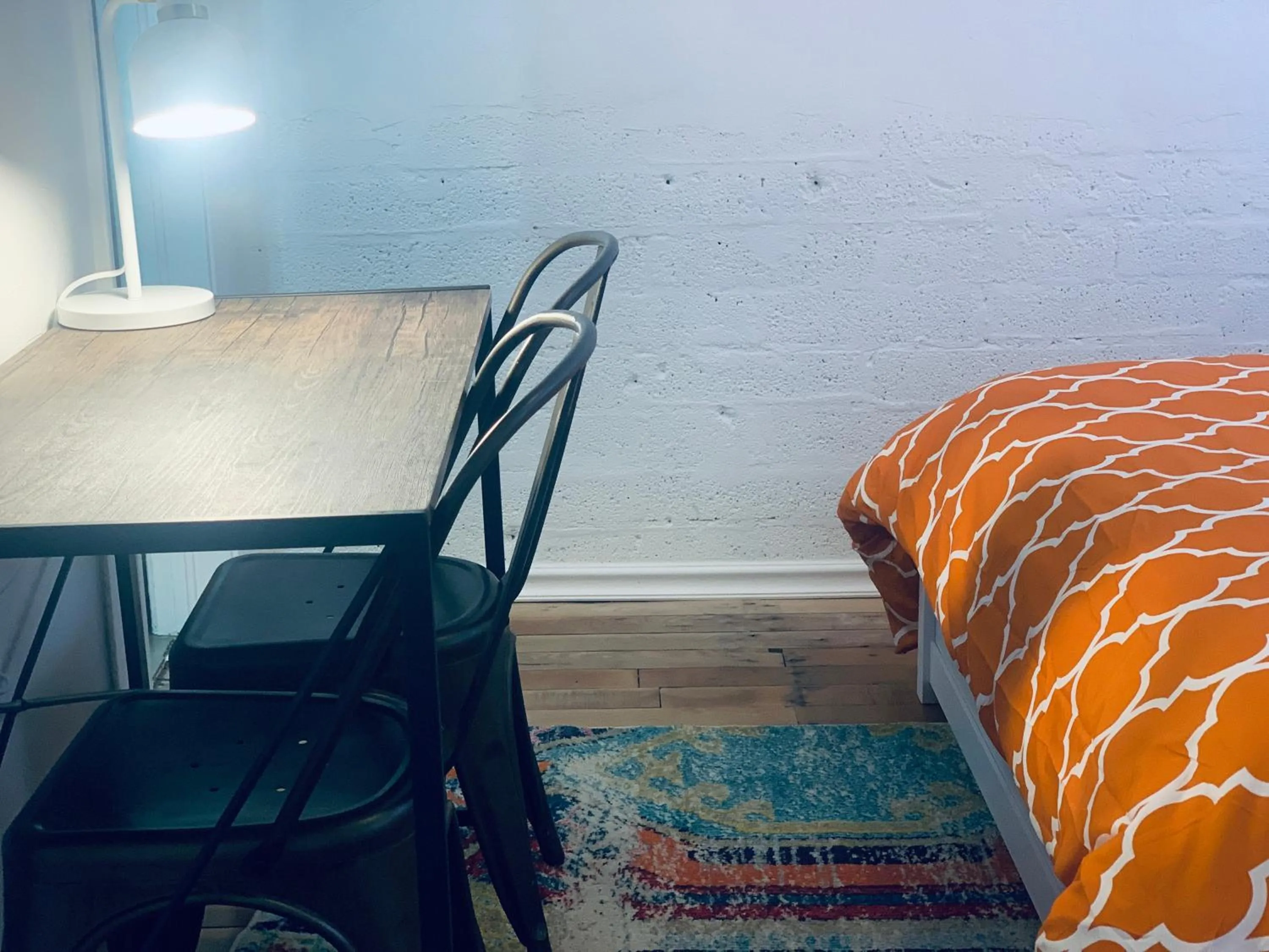 Bed in Dragonfly Motor Lodge