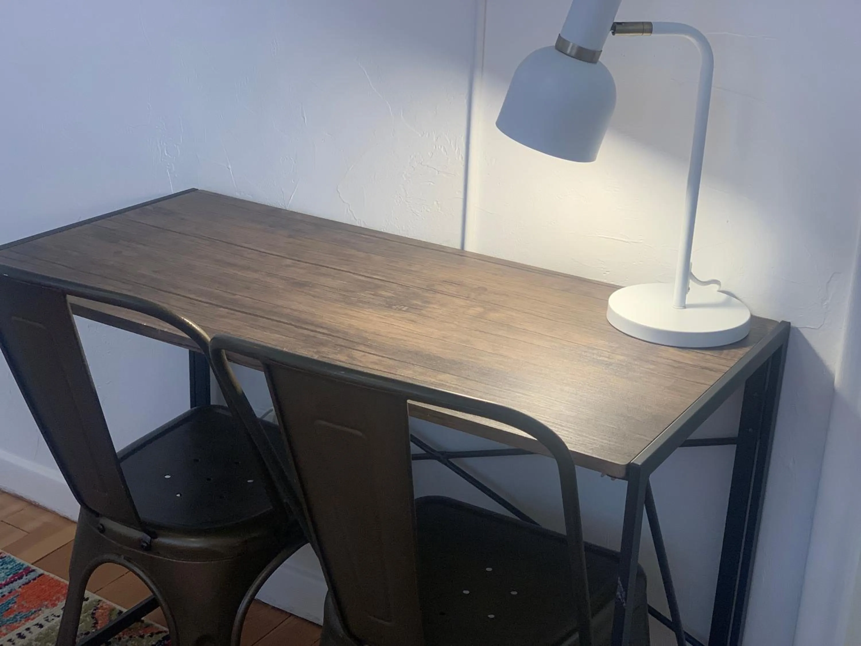 Dining area in Dragonfly Motor Lodge