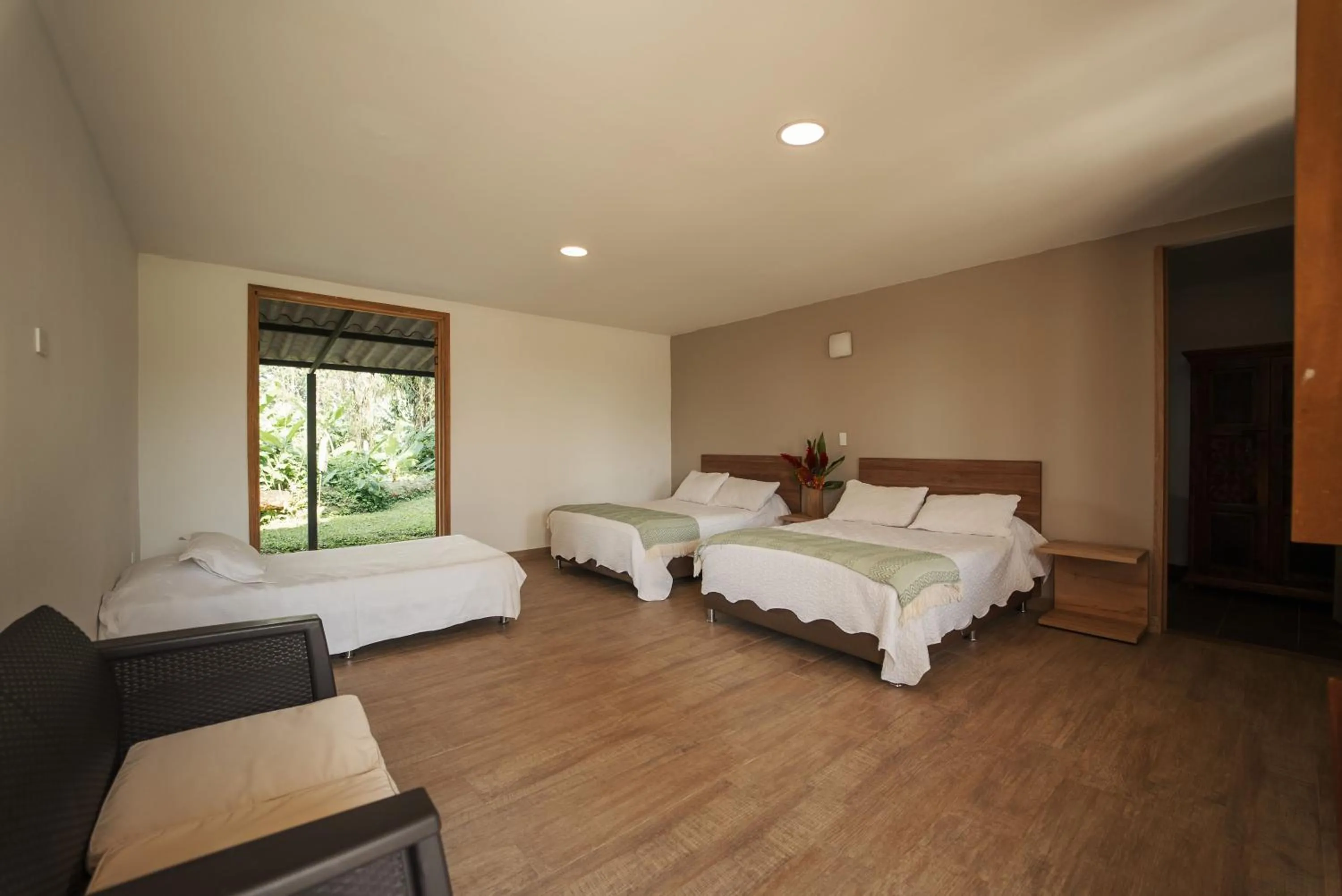 Bedroom, Bed in Finca Hotel