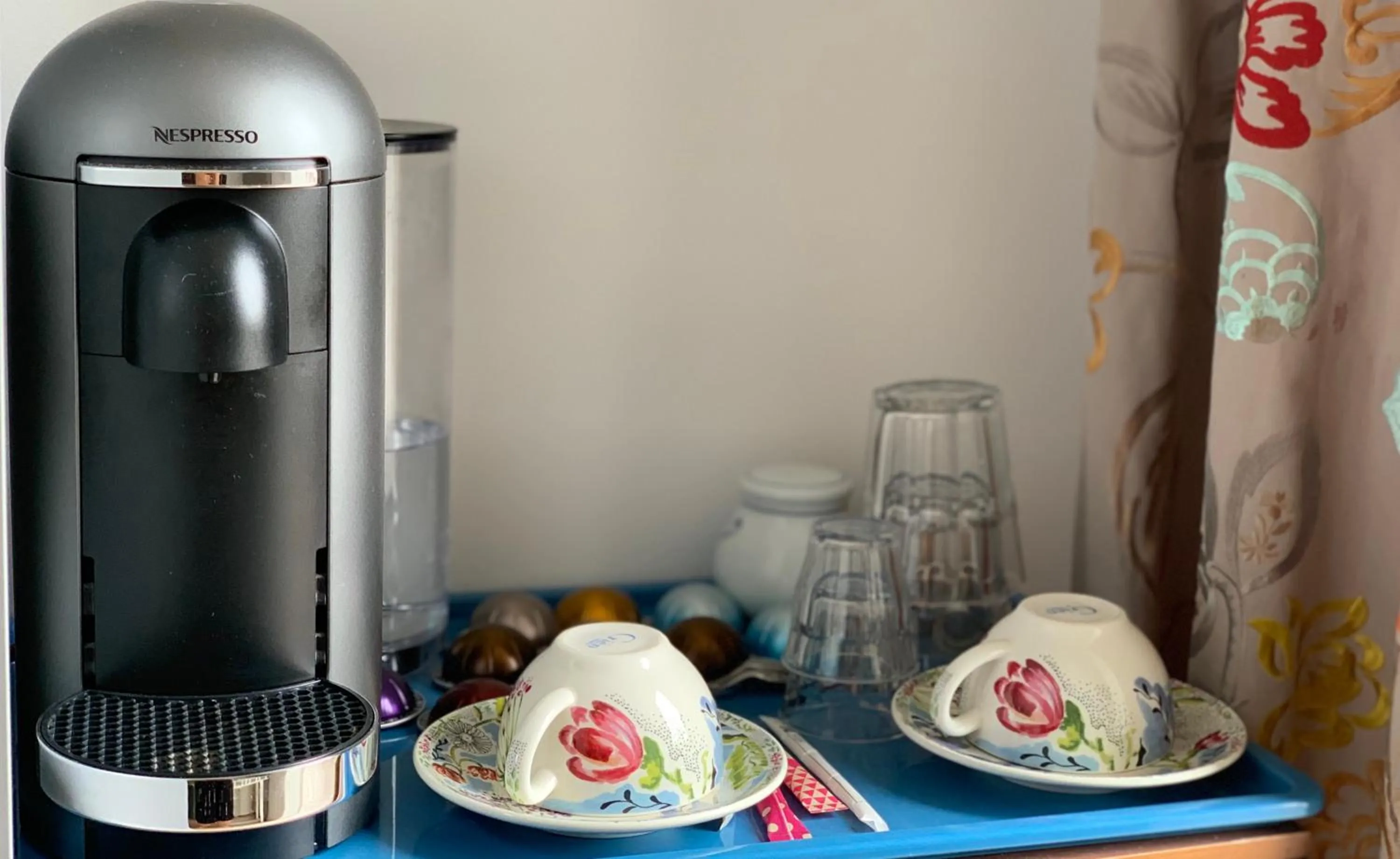 Coffee/tea facilities in TANG Home-Bordeaux Hyper Centre