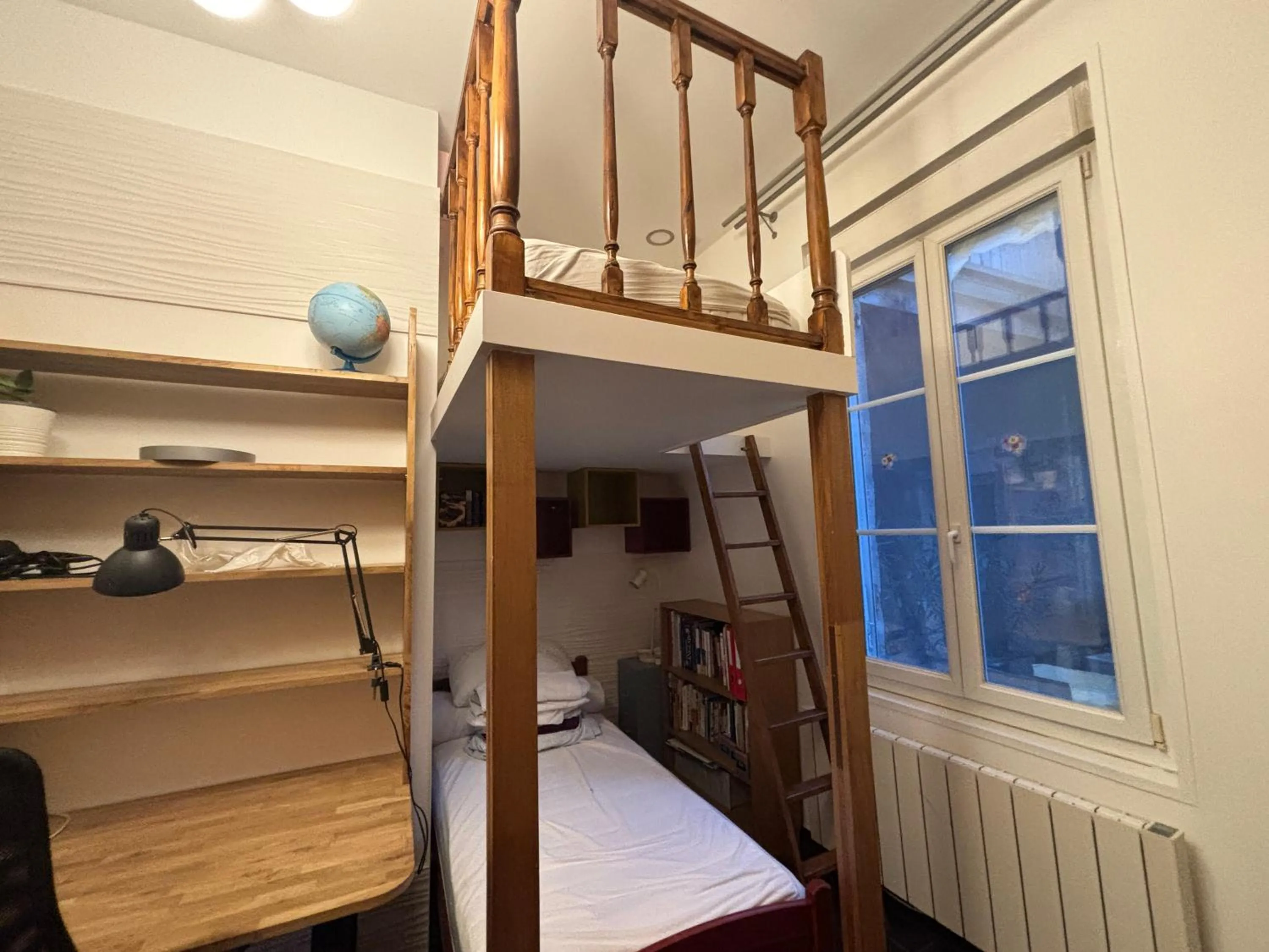 bunk bed, Bed in TANG Home-Bordeaux Hyper Centre