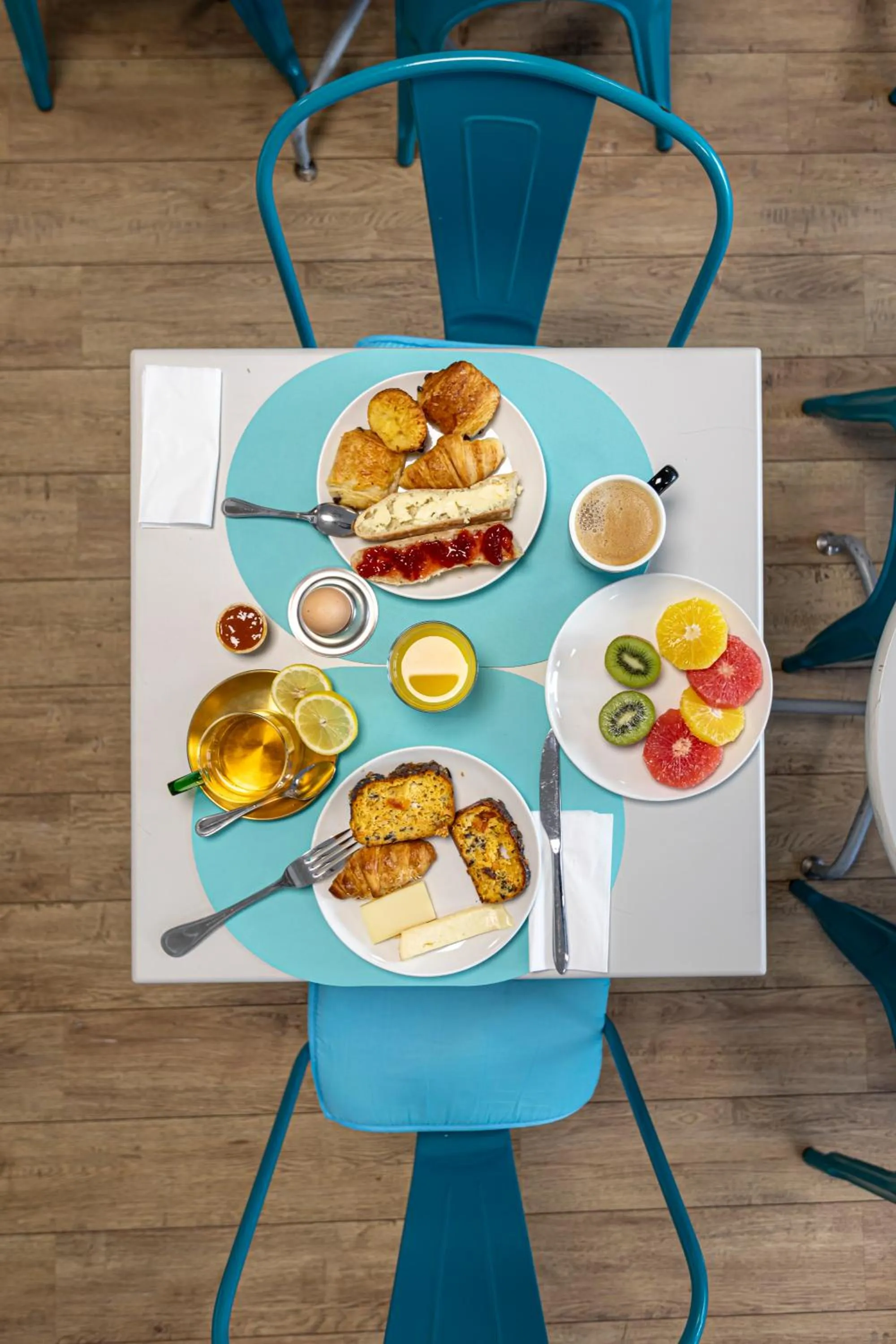 Breakfast in ibis Styles Paris Eiffel Cambronne