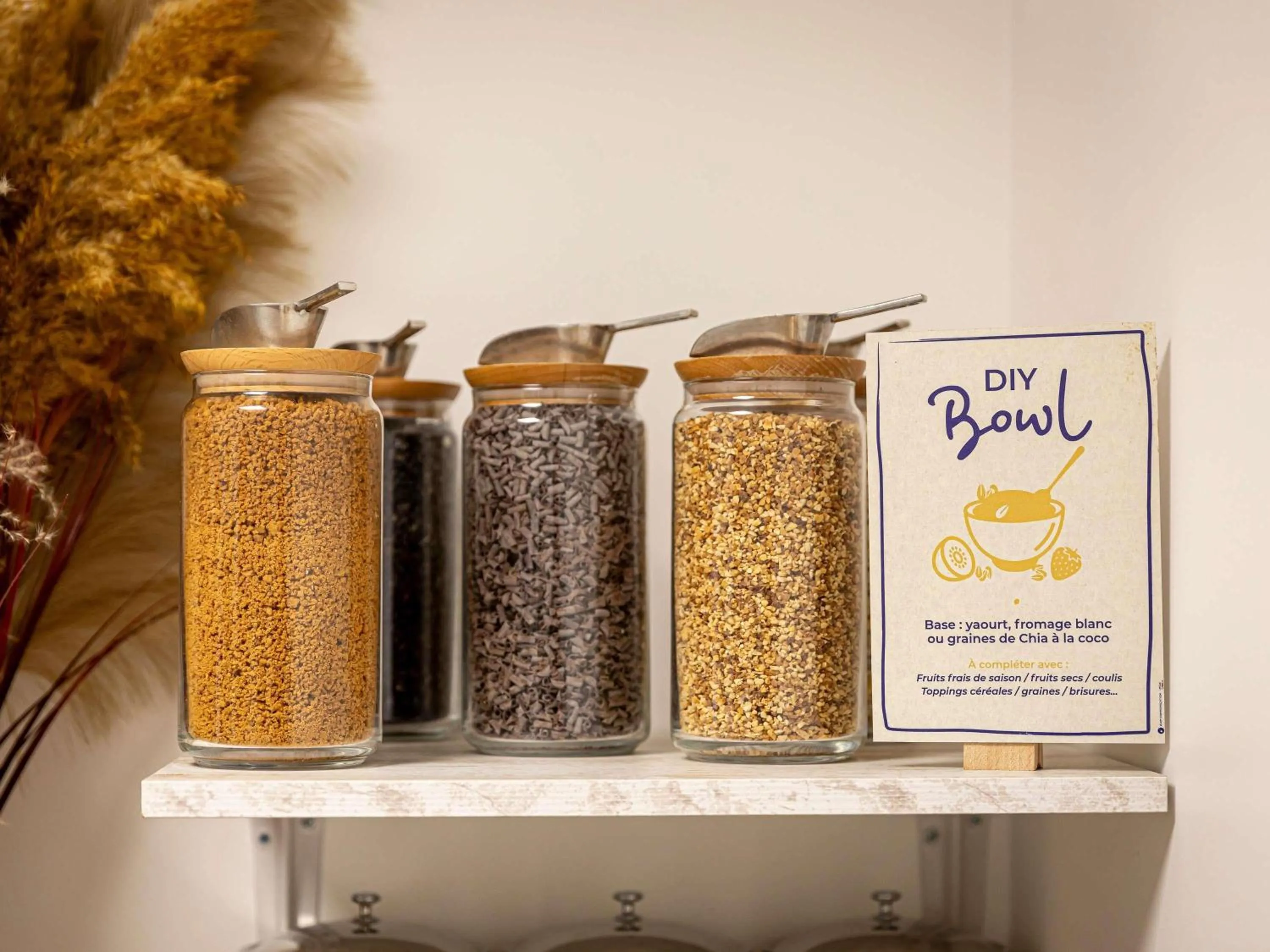 Breakfast in ibis Styles Paris Eiffel Cambronne