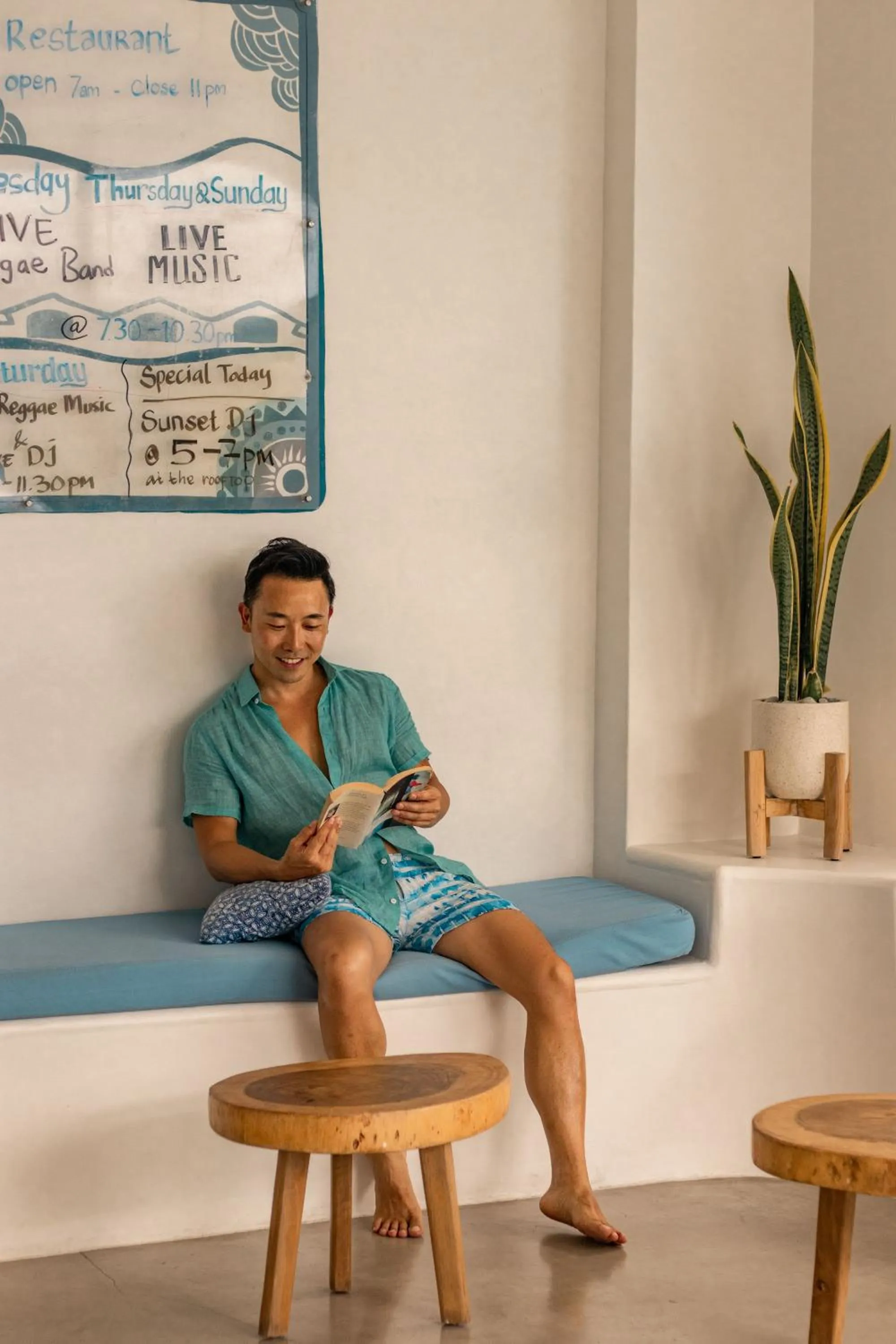 Seaesta Komodo Hotel & Hostel