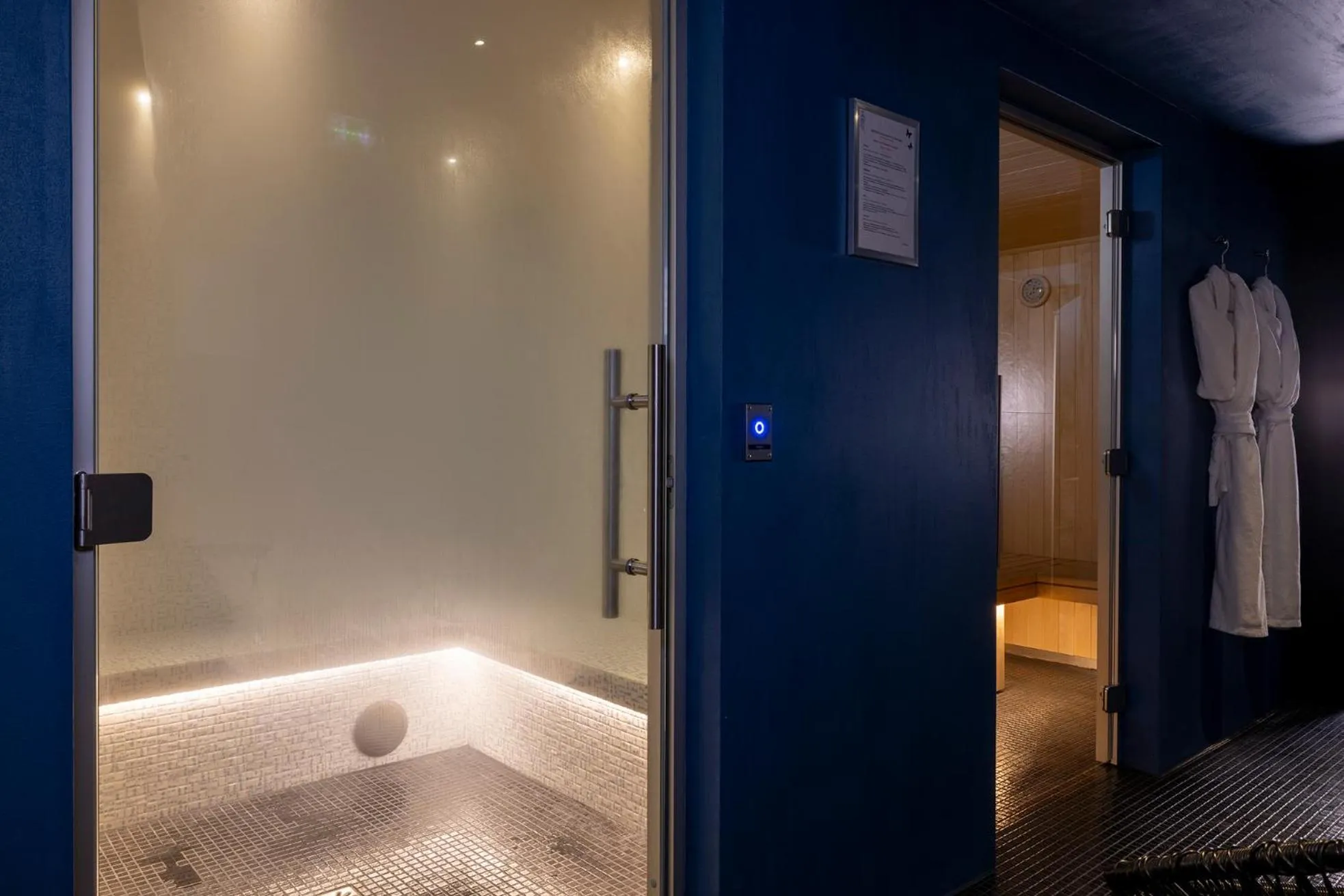 Spa and wellness centre/facilities in Hotel Mademoiselle