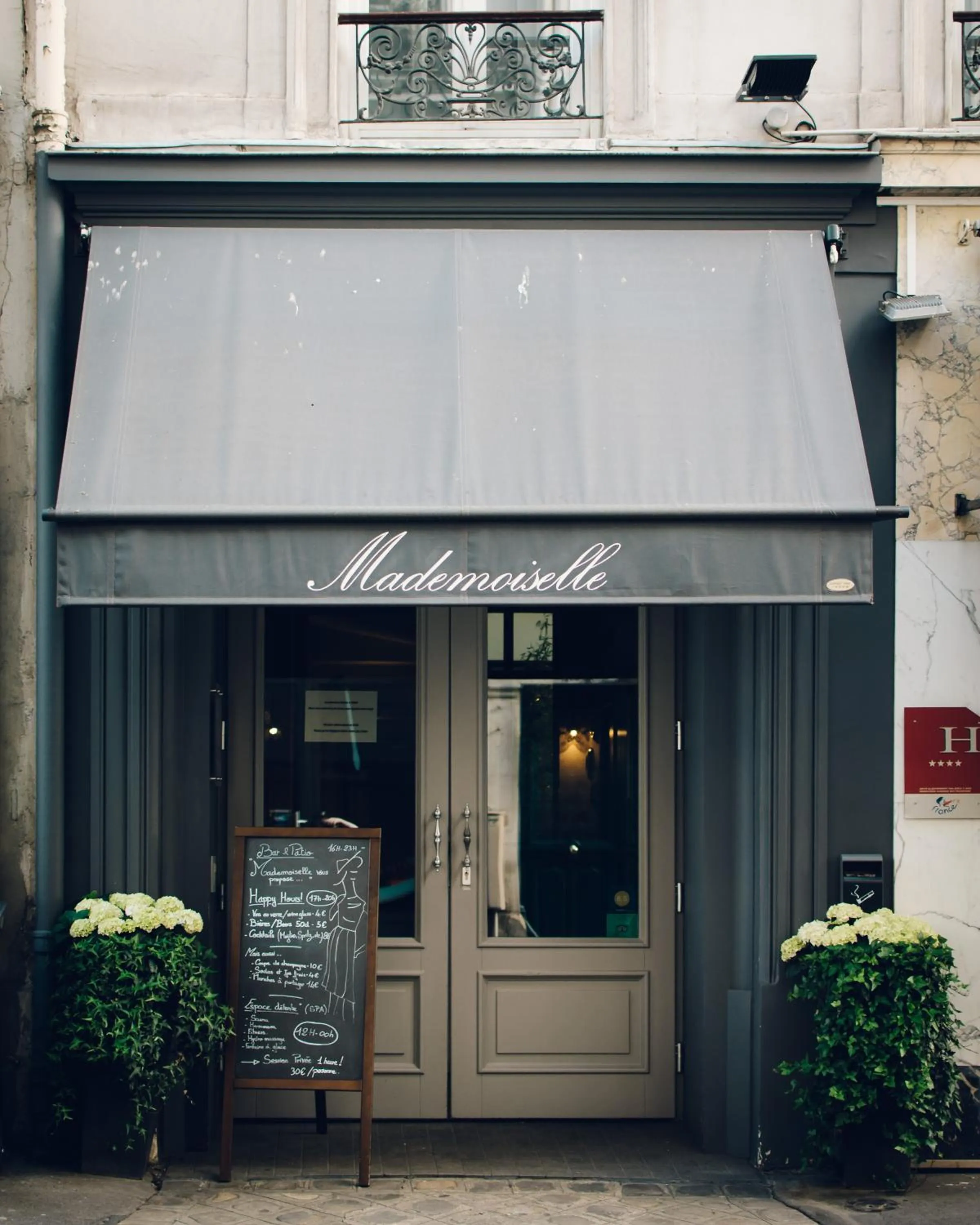 Quiet street view in Hotel Mademoiselle