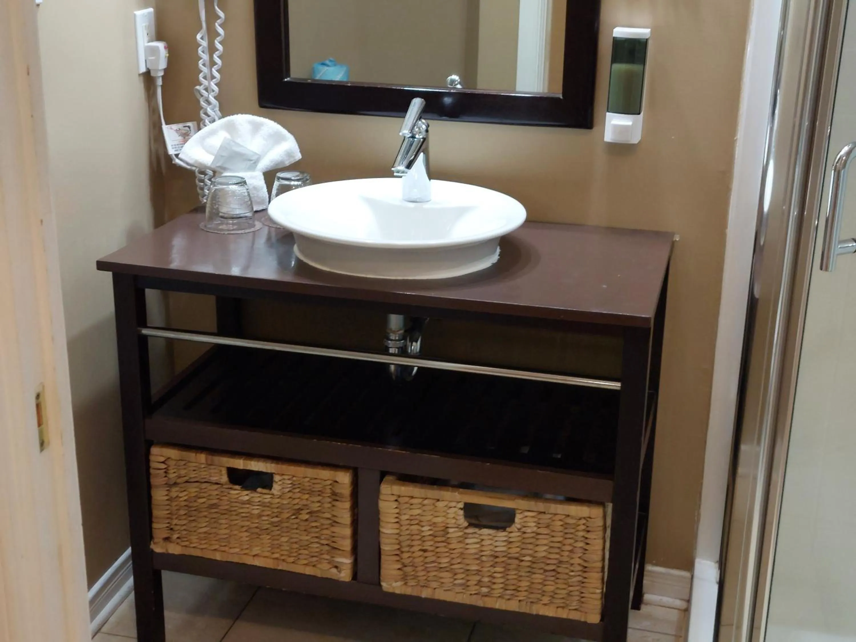 Bathroom in Studio-hôtel Villegiature Saint-Sauveur