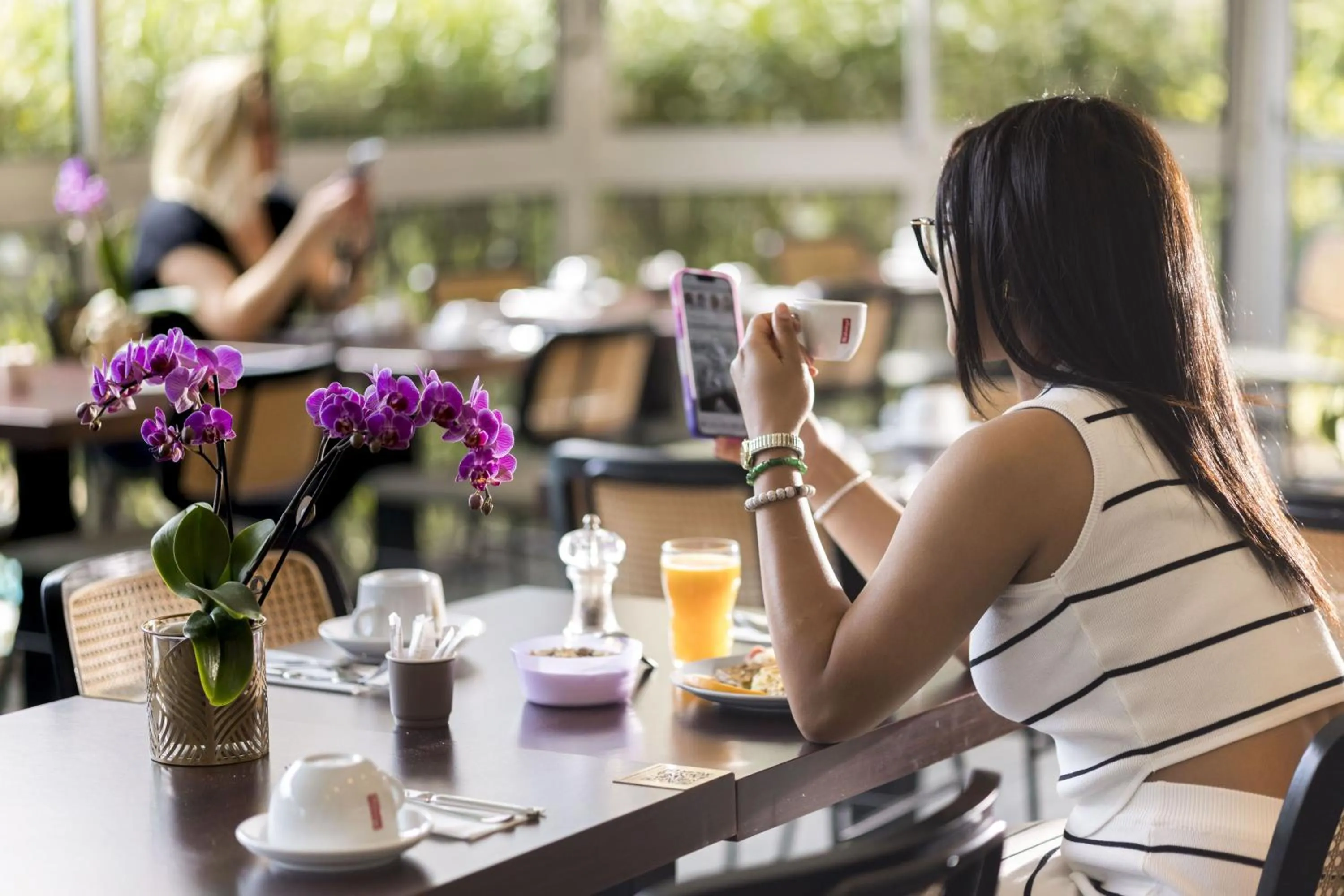 Restaurant/places to eat in Best Western Hôtel des Orangers Cannes