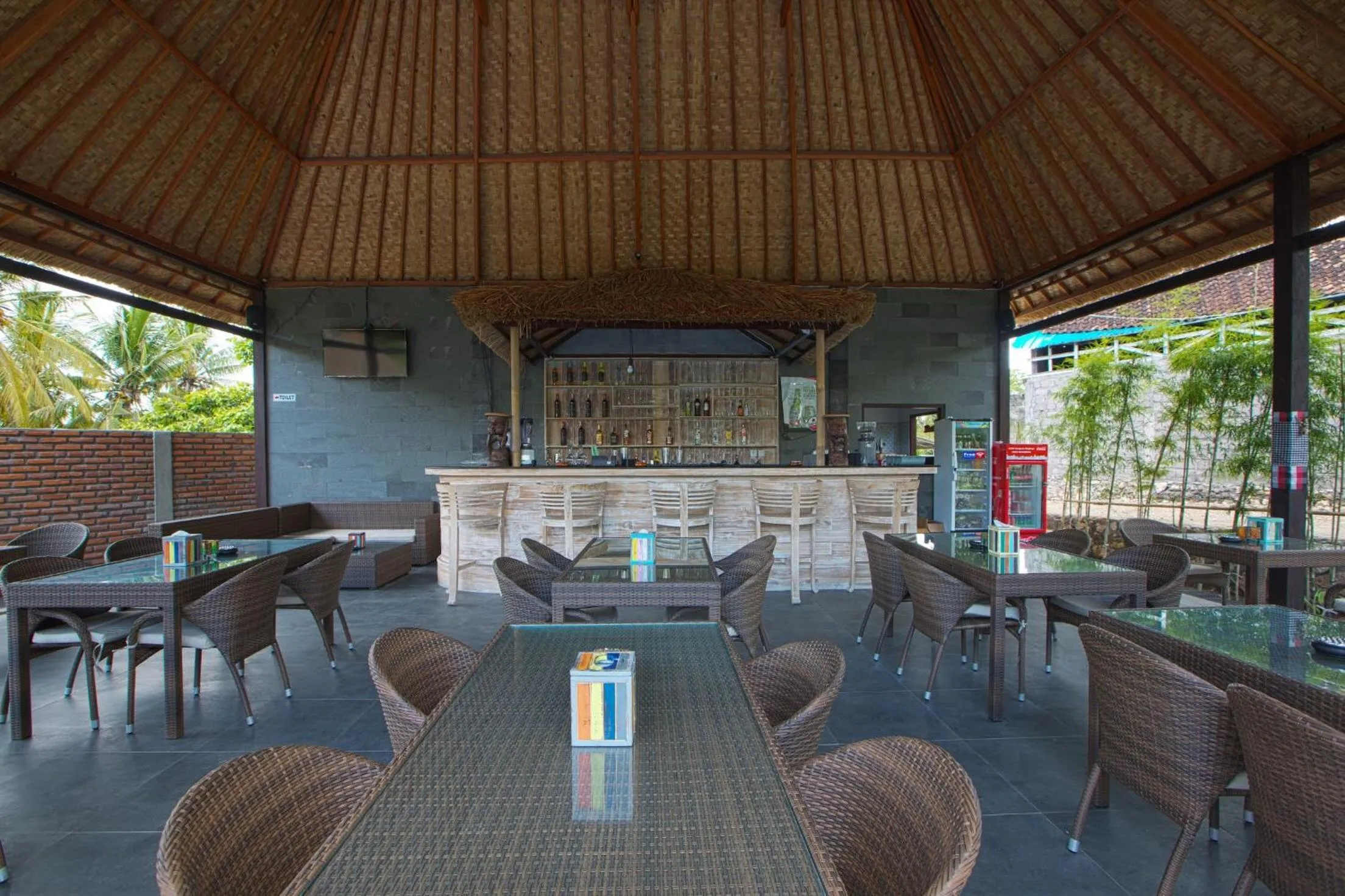 Restaurant/places to eat in Bintang Penida Resort