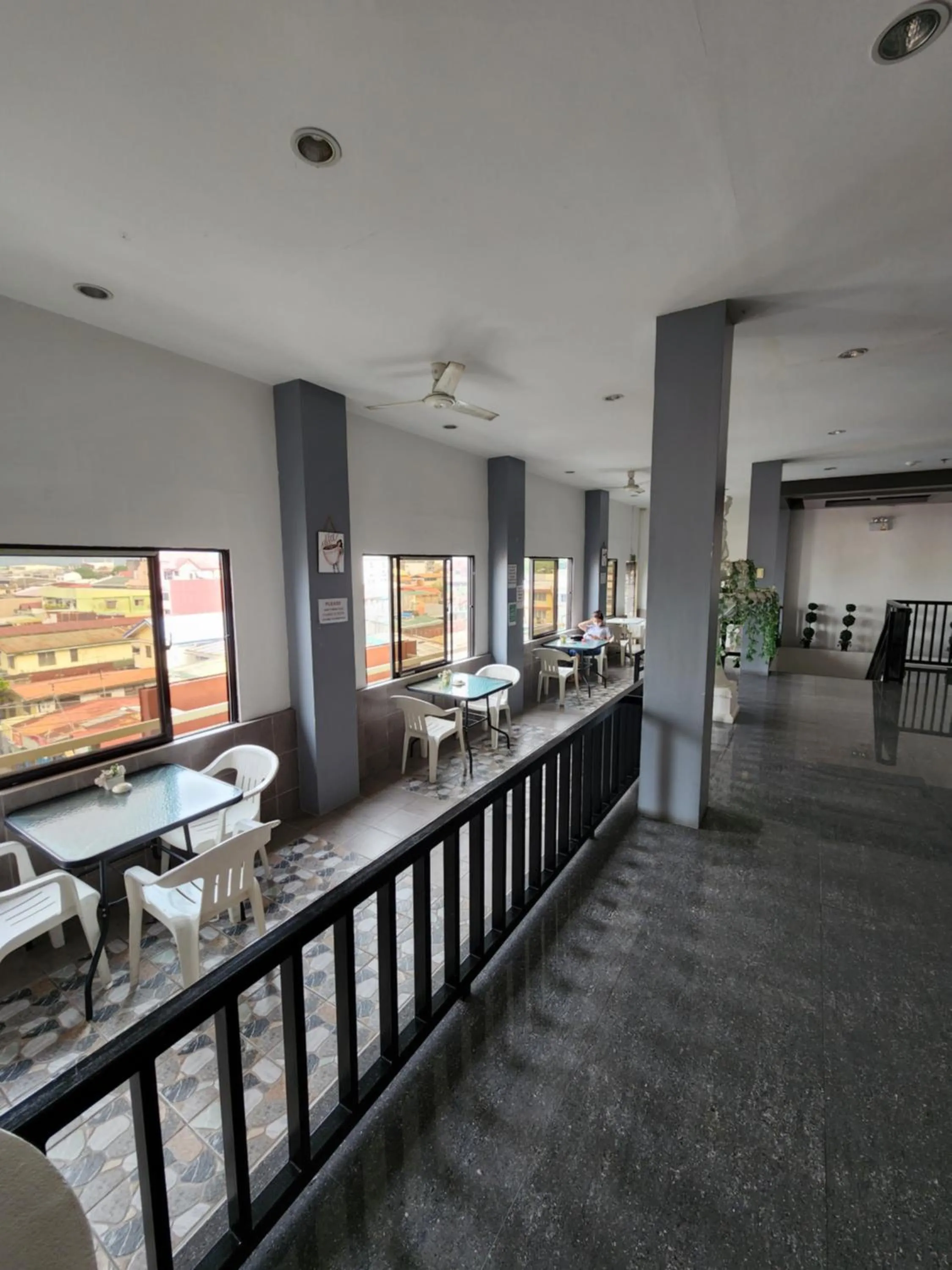 Seating area in New Kong's Hotel