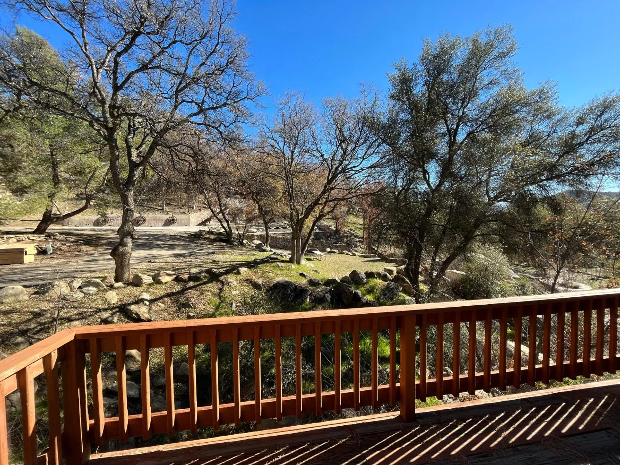 Balcony/Terrace in Whispering Pines Lodge