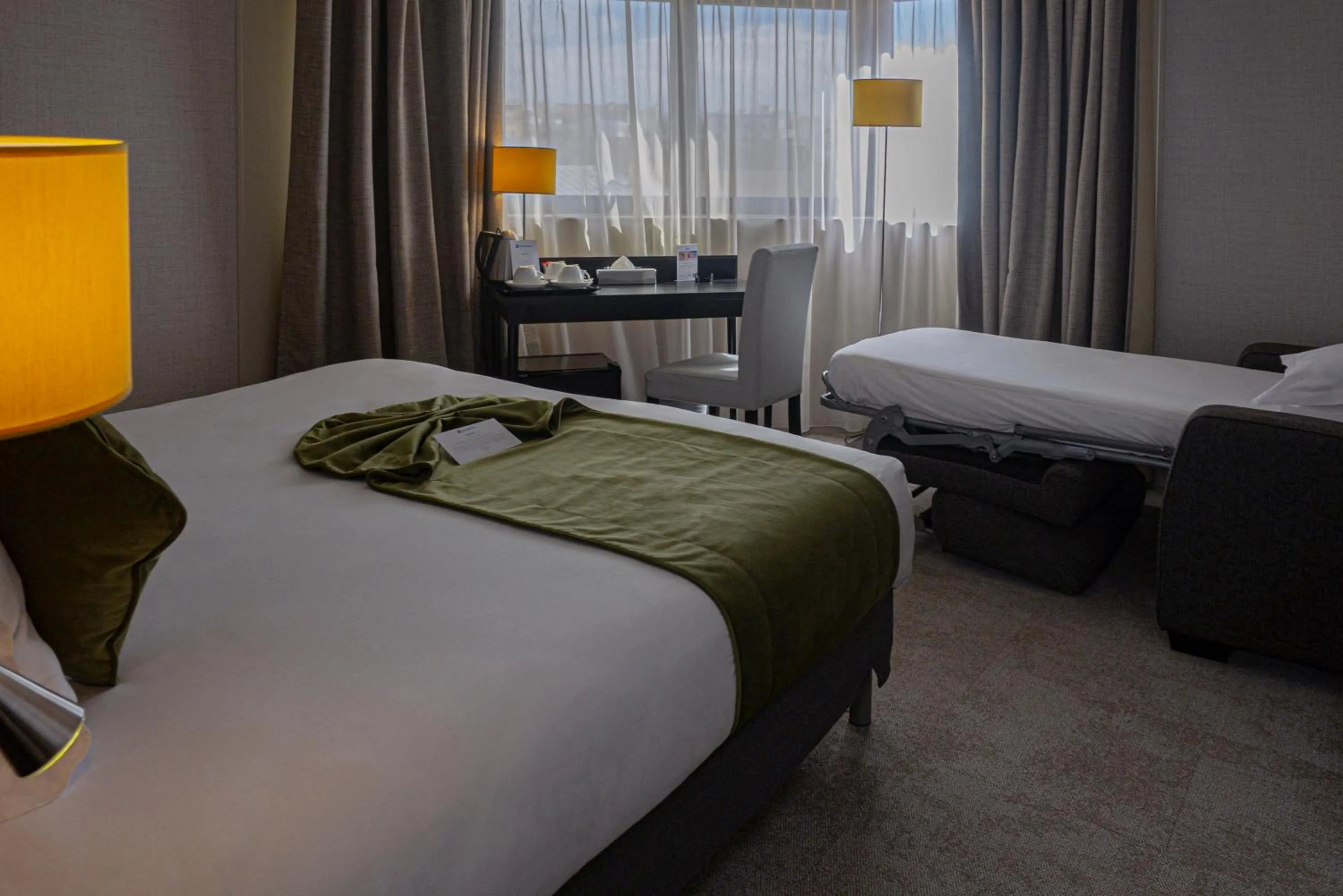 Photo of the whole room, Bed in Best Western Allegro Nation