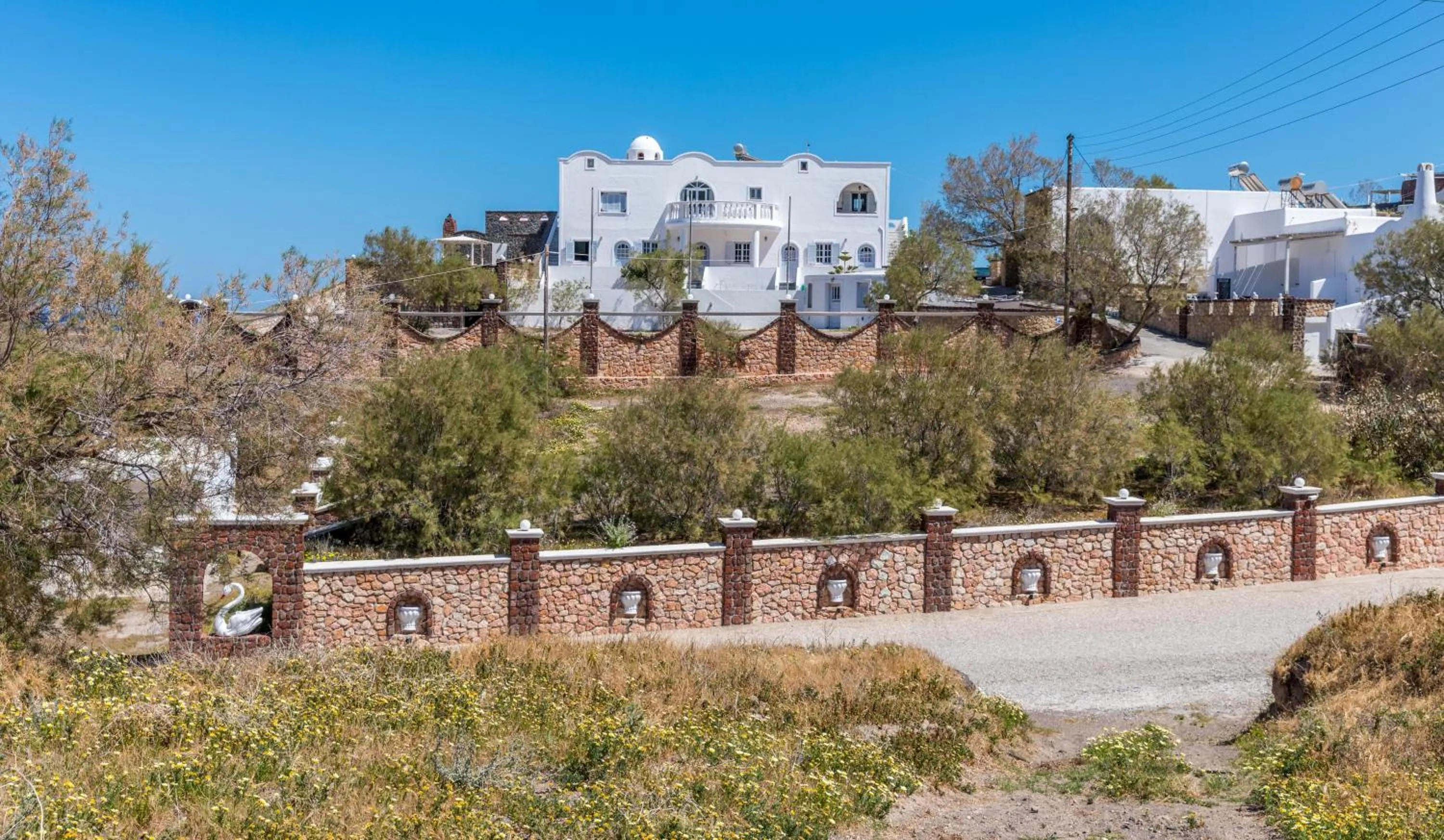 Nearby landmark in Starlight Luxury Seaside Villa & Suites