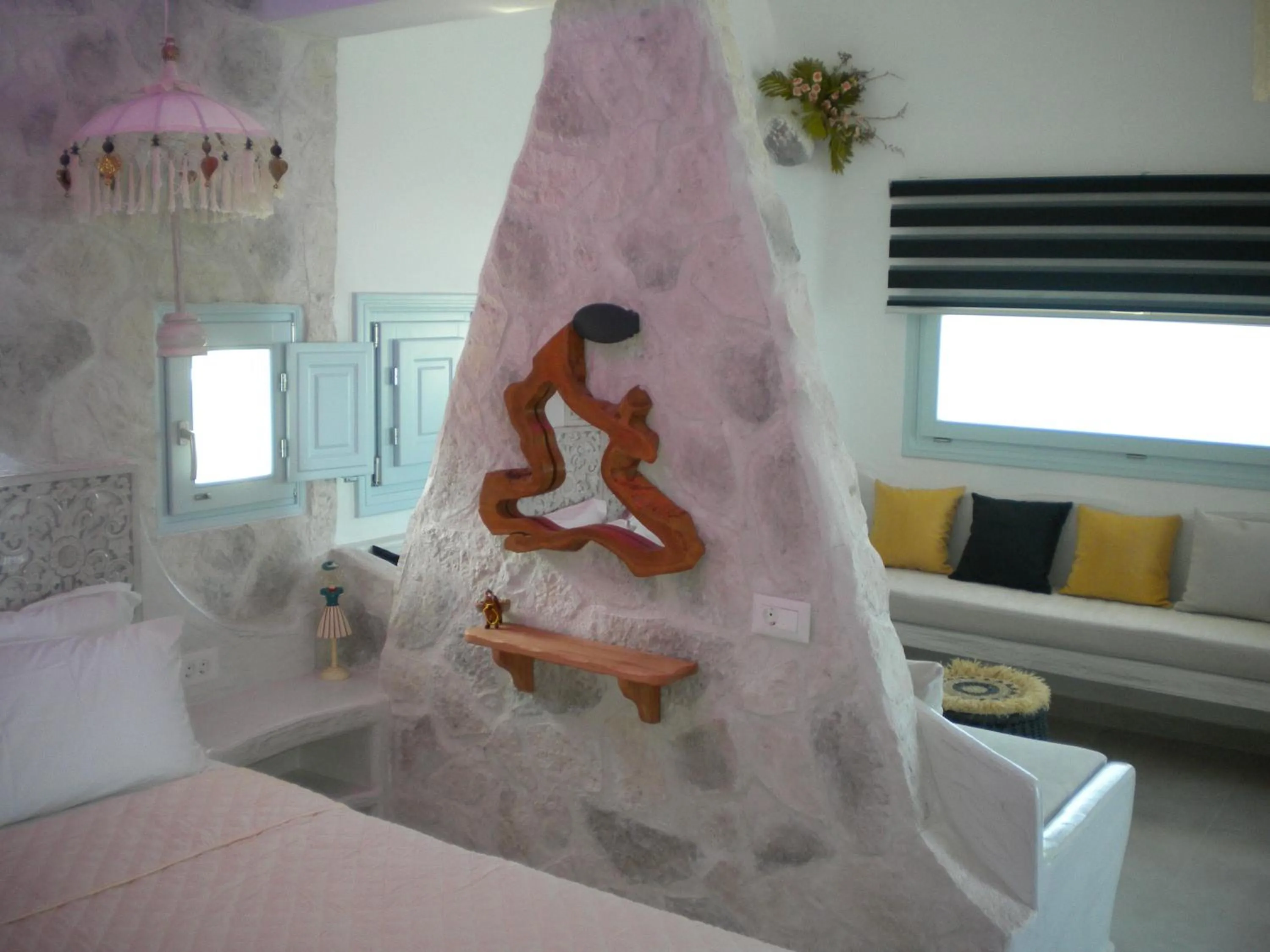 Property building, Bed in Starlight Luxury Seaside Villa & Suites